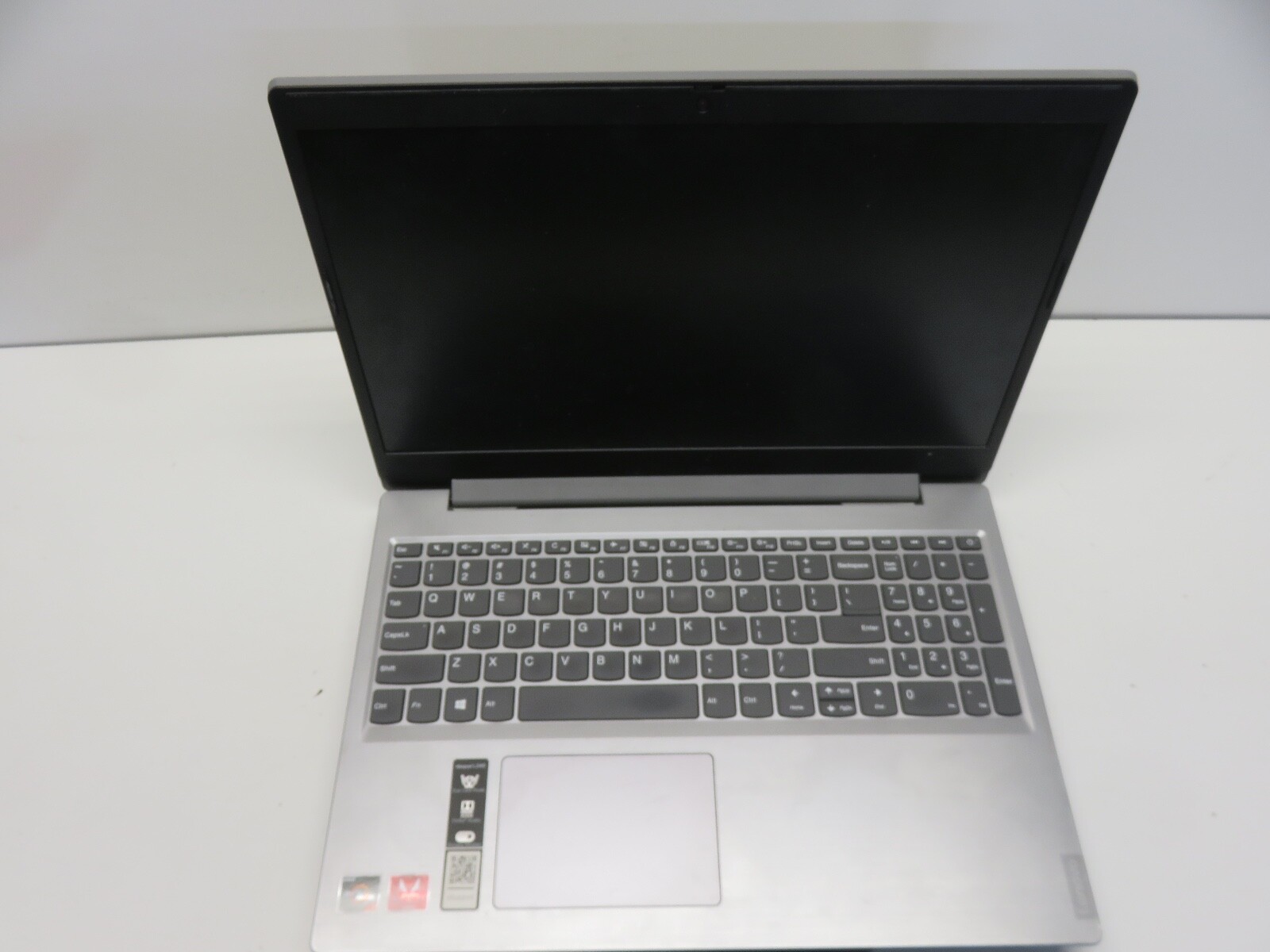 Lenovo IdeaPad L340-15API AMD Ryzen 3 3200U 2.6GHz 8 GB NO HDD No Batt