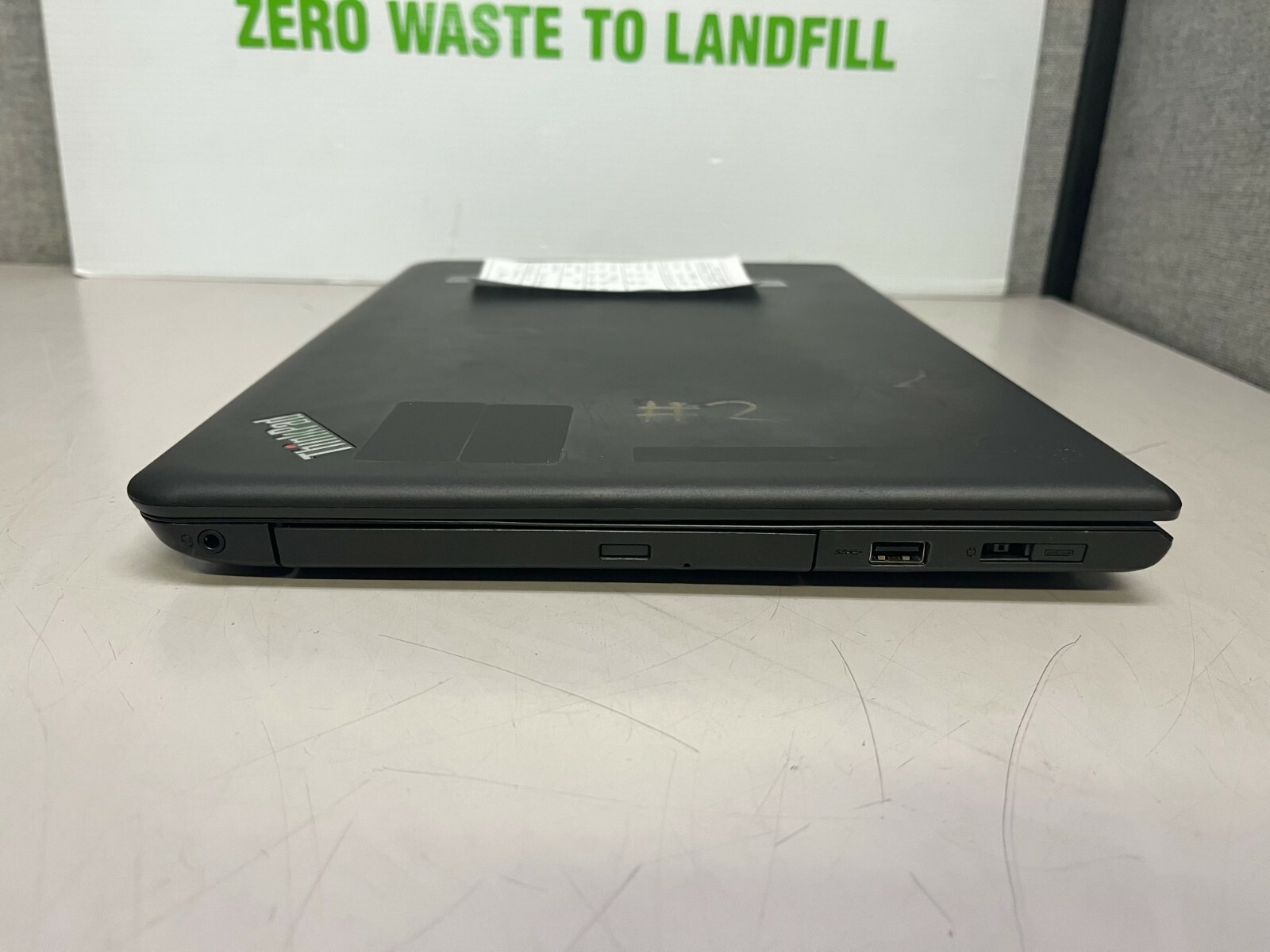 Lenovo ThinkPad E560 15.6″ i3-6100U 2.3GHz 8GB/500GB Webcam Laptop [NO AC/OS]