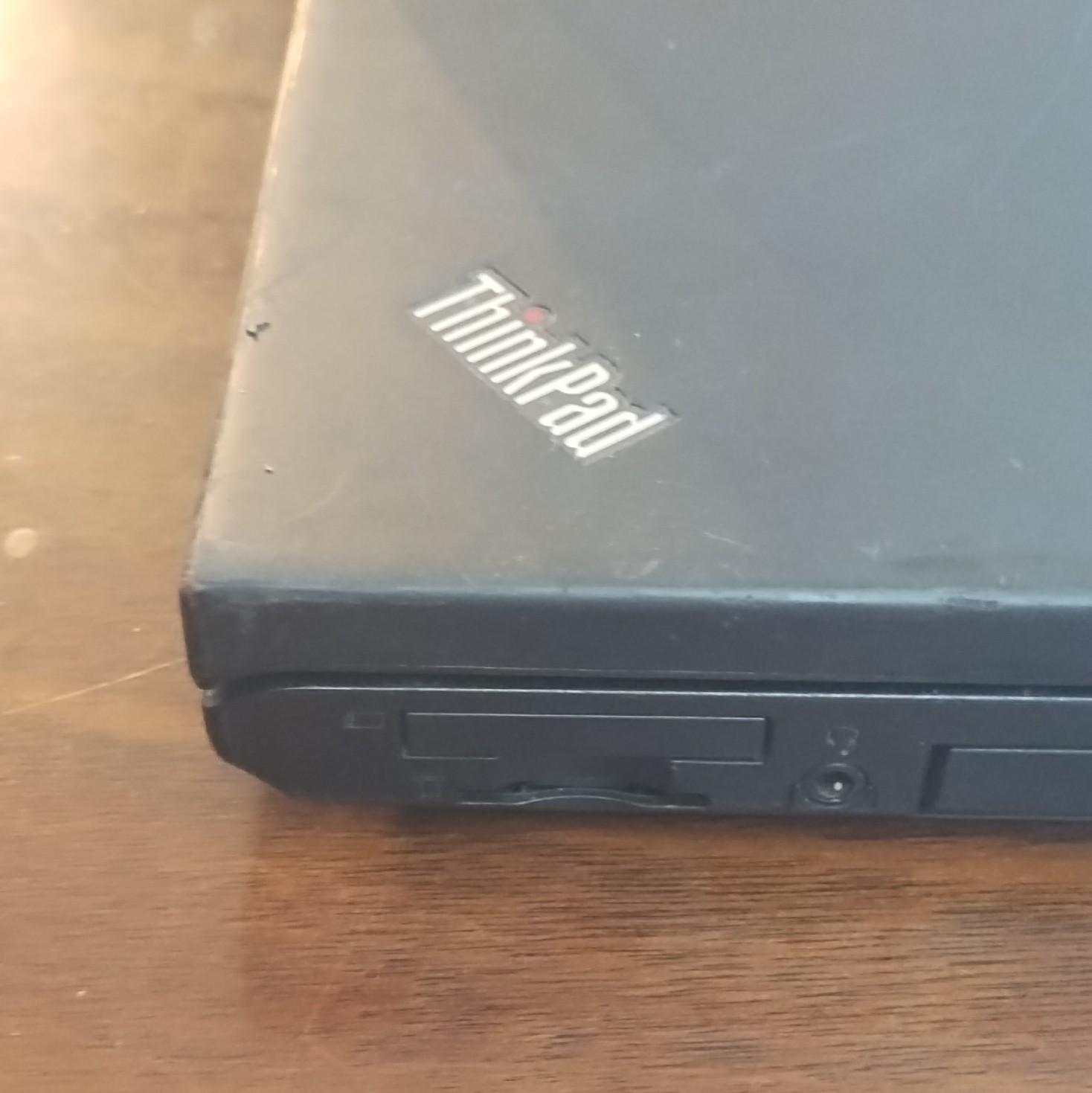 Lenovo ThinkPad T520 15.6″ i5 2.5GHz 4GB RAM 500GB HDD cam, VGA Black, untested