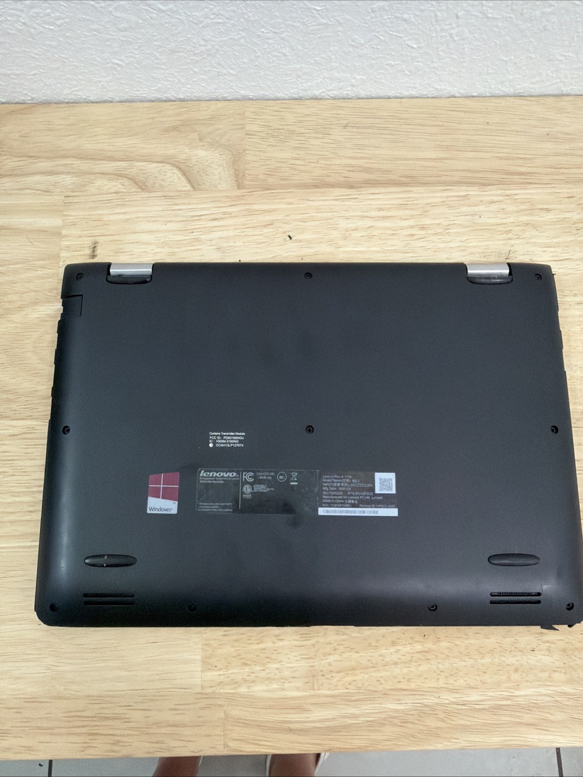 Lenovo Flex 3 Laptop. Intel. NOT TESTED. NO CHARGER. JUST FOR PARTS.