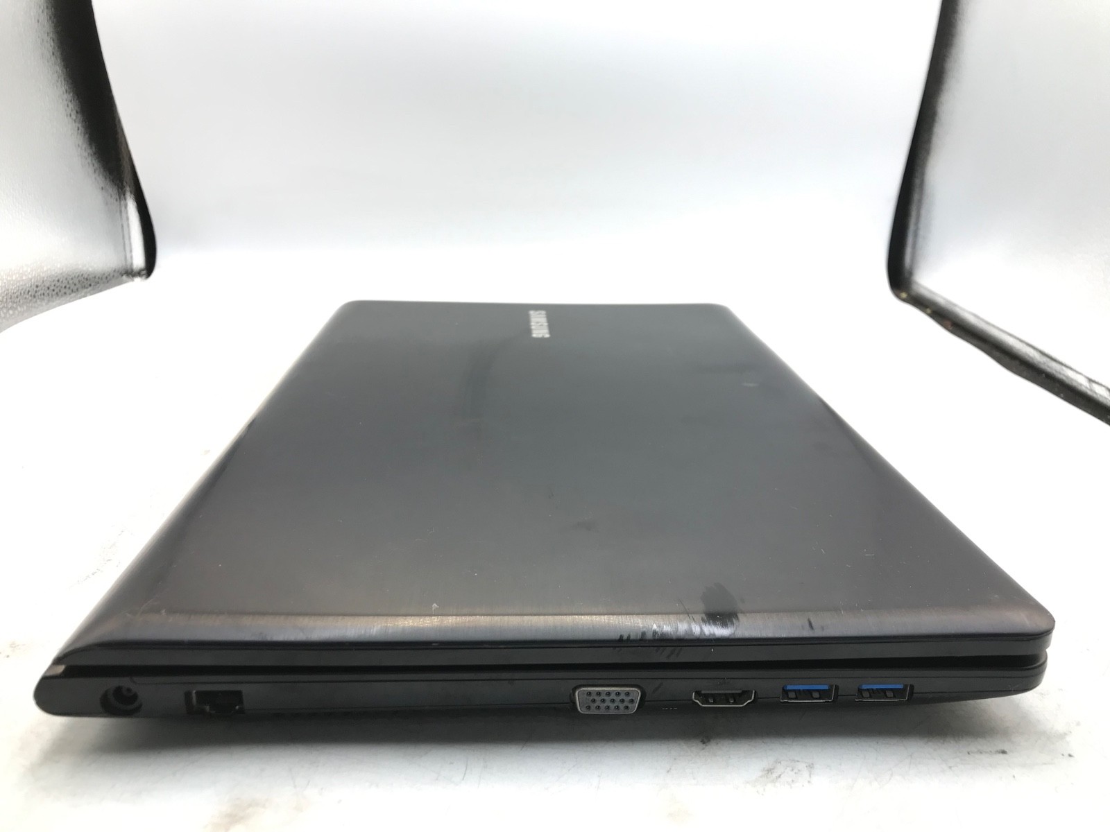 Samsung 365E AMD A6 15″ Laptop -BOOTS/BAD DISPLAY-MZ