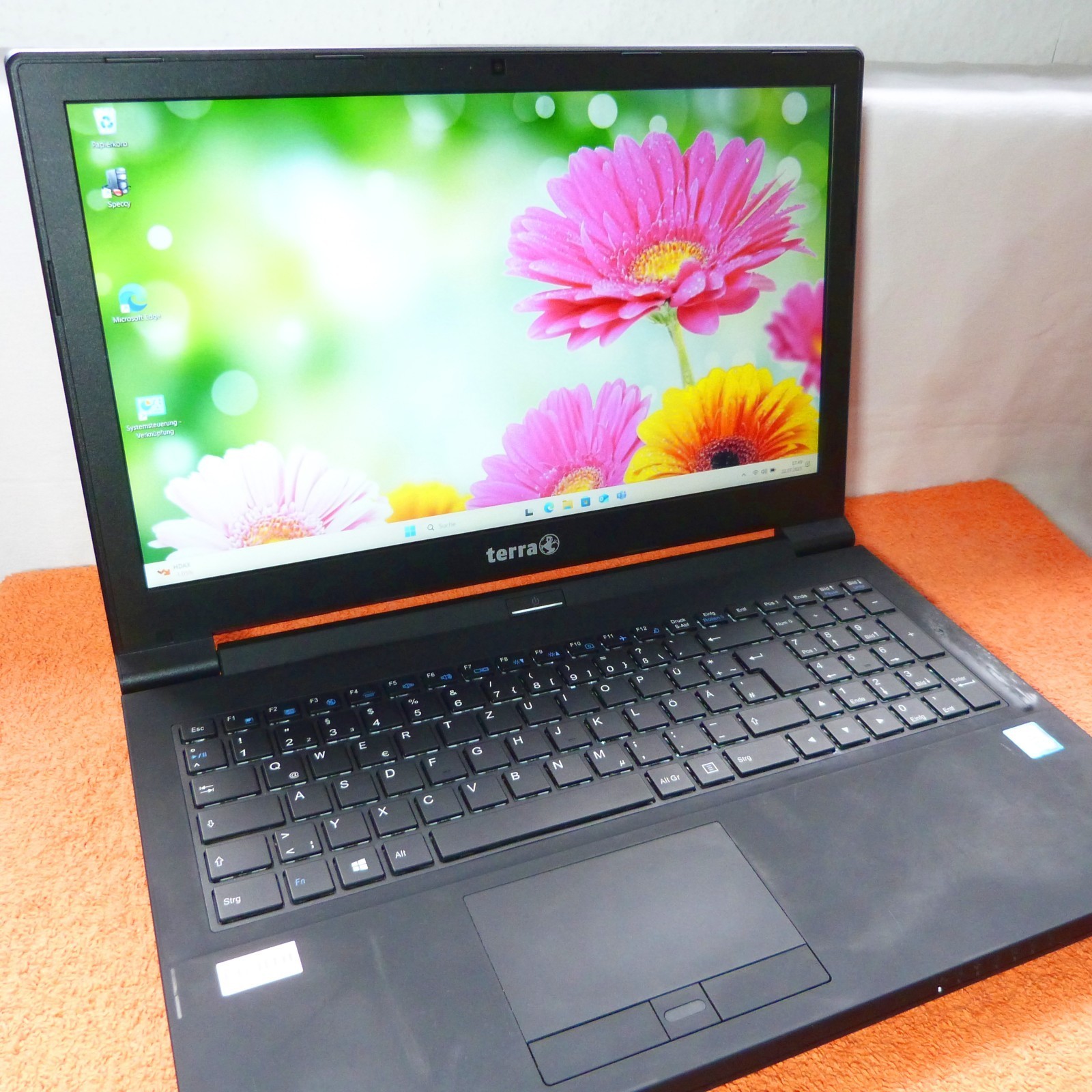 Terra 1543 15-inch Business | HEXA 6-core | SSD | Windows 11 Pro | 16GB RAM…