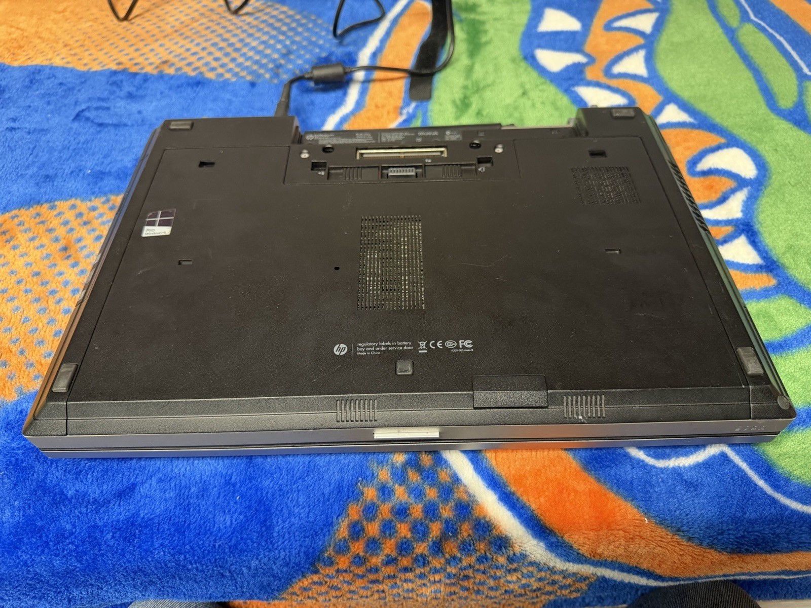 HP EliteBook 8560p 15.6″ Laptop Intel i5 @2.70 4GB RAM 320 GB DVDRW WiFi #241
