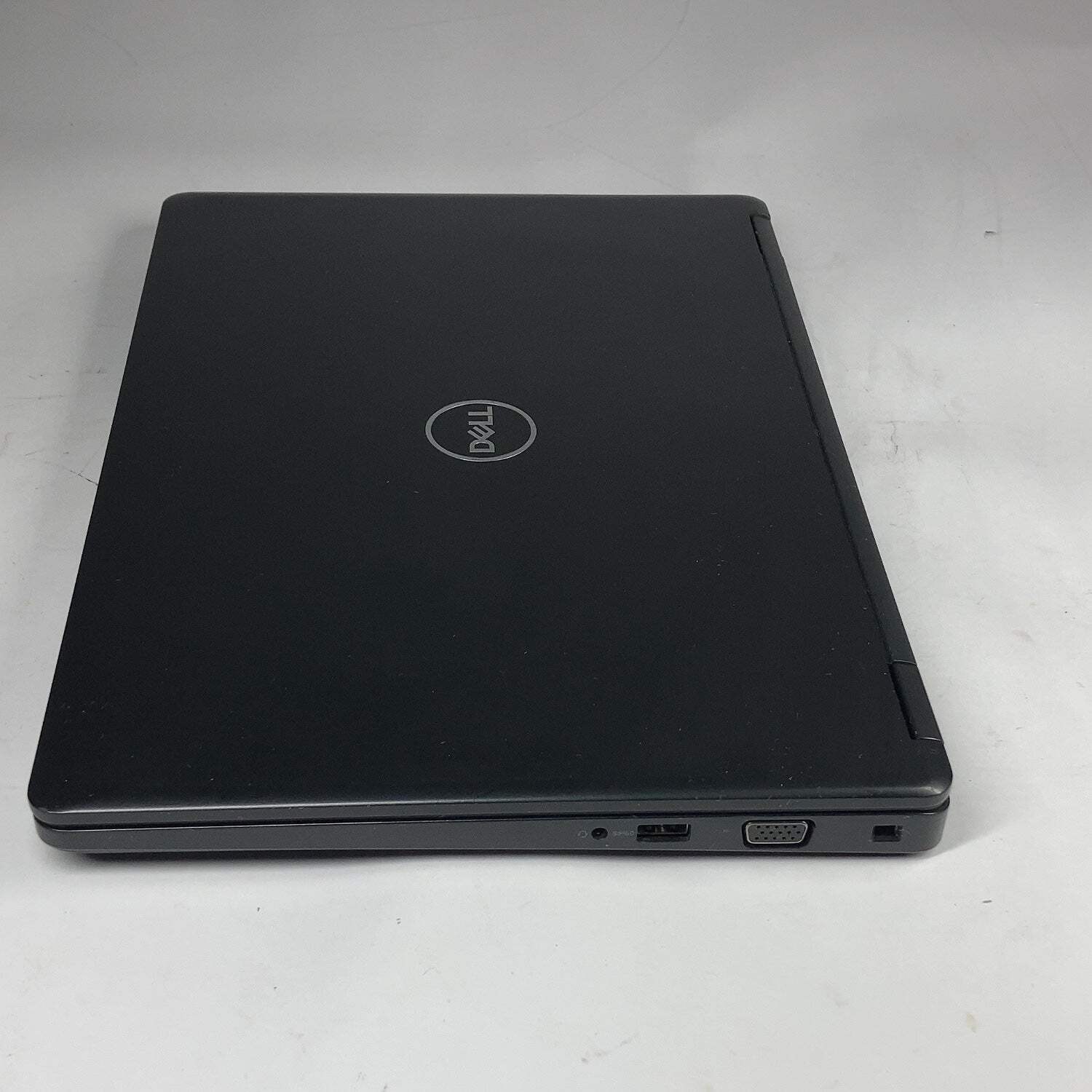 Dell Latitude 5490 14″ i7-8650U 2.1GHz 32GB RAM 1TB HDD NO CHARGER