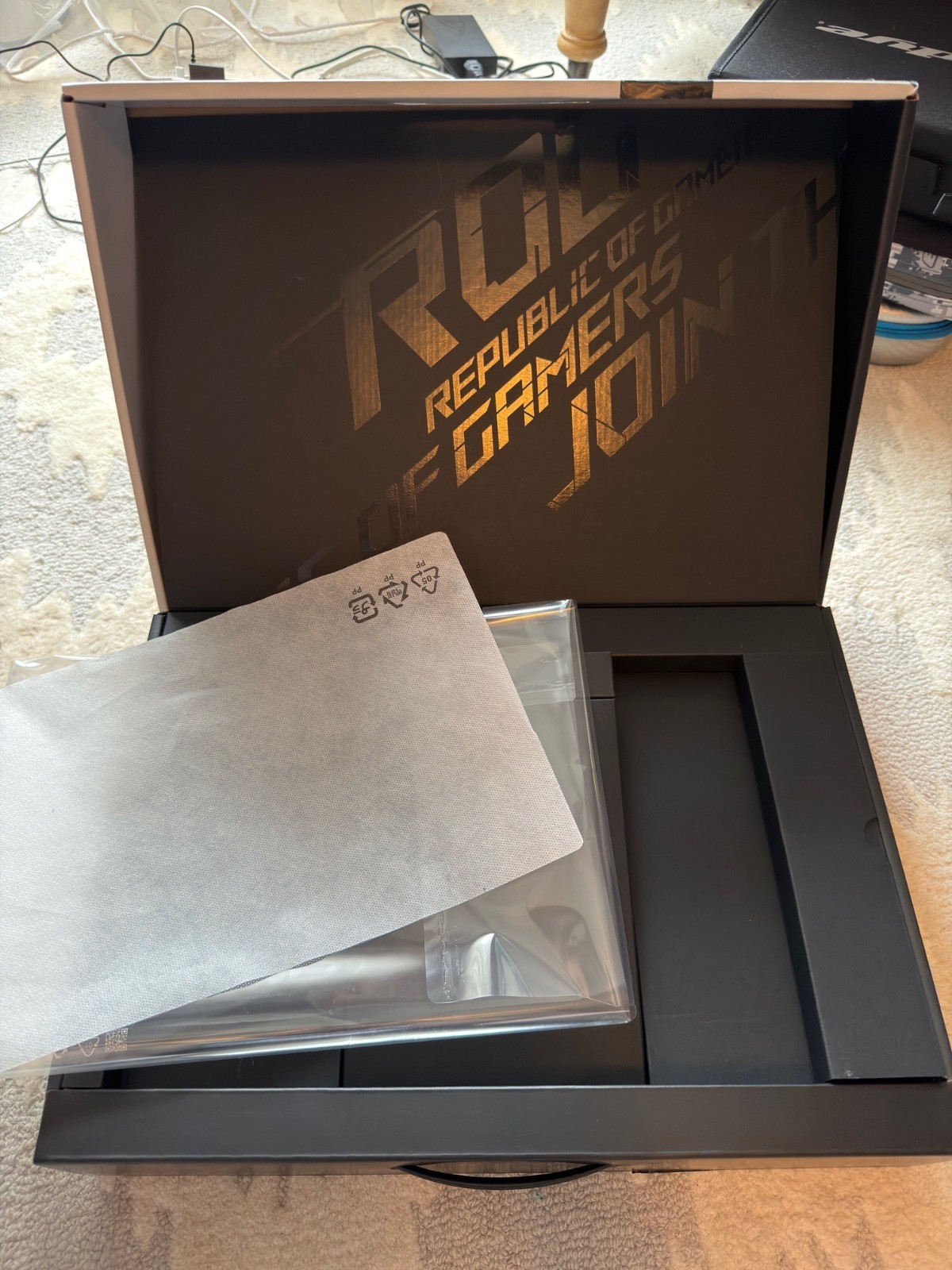 Asus ROG Zephyrus G15 AMD Ryzen 9 RTX 3060 Gaming Laptop with Samsung 980 M.2SSD