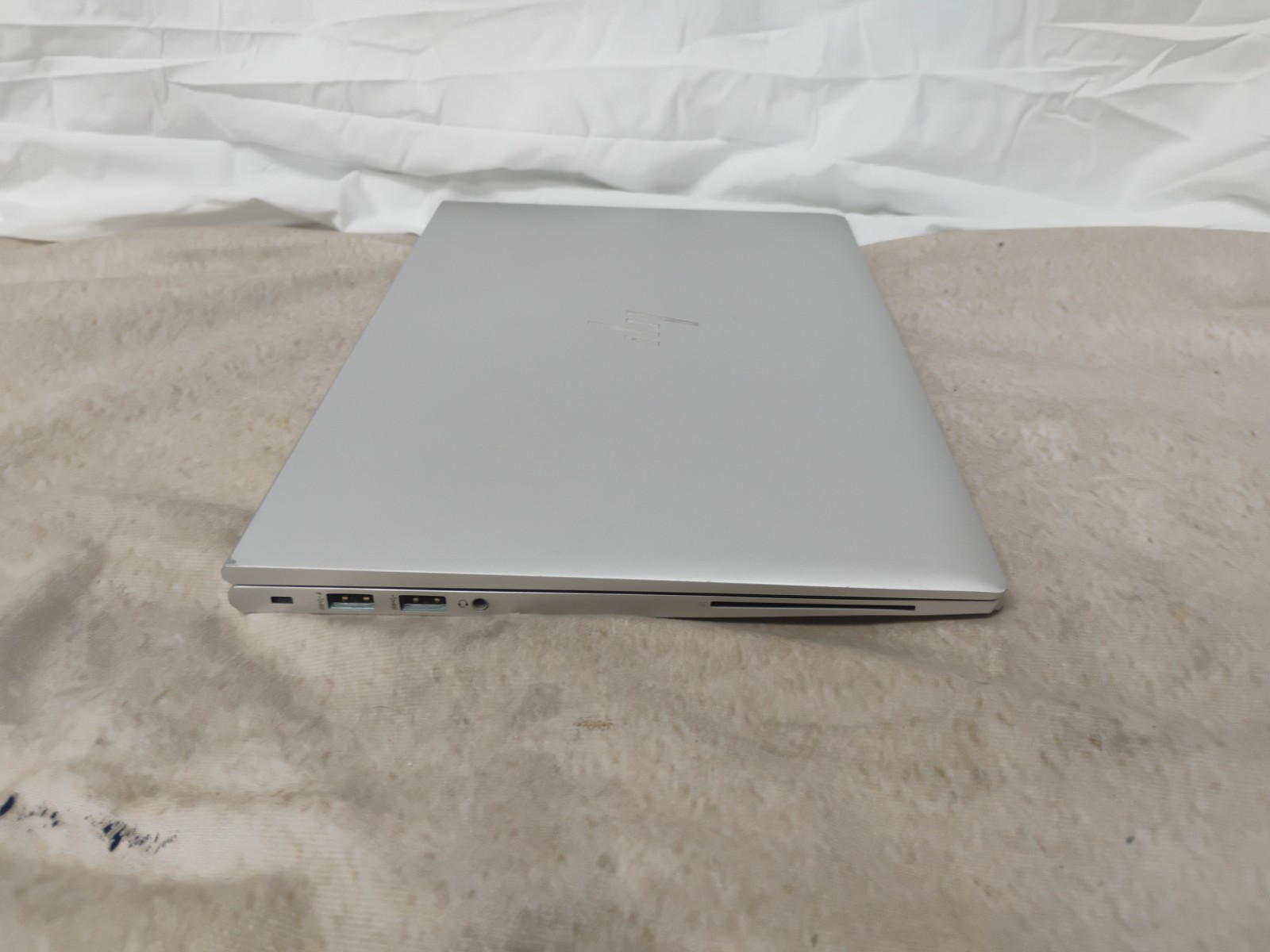 EliteBook 840 G8, i7-11th Gen, 8gb Ram, 512gb SSD, Win 11