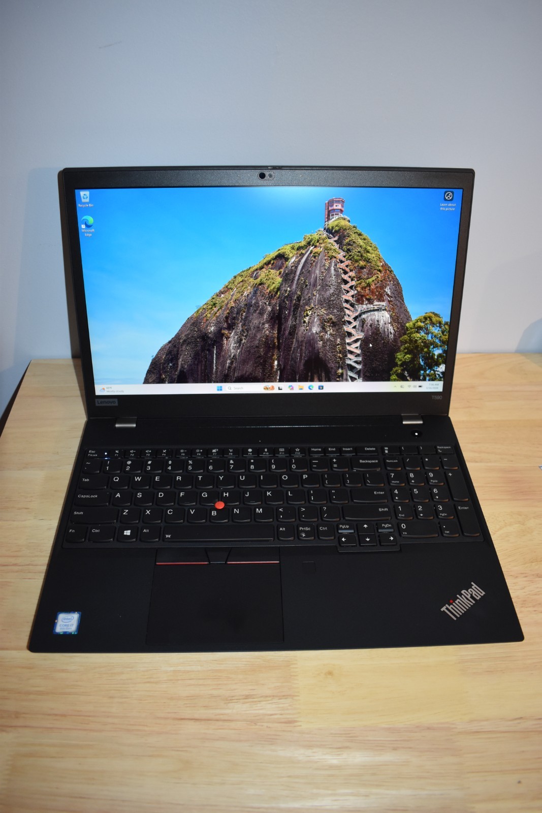 Lenovo ThinkPad T590 15.6″ Quad Core i7-8665U 4K 3840×2160 LCD 512GB SSD W11 Pro