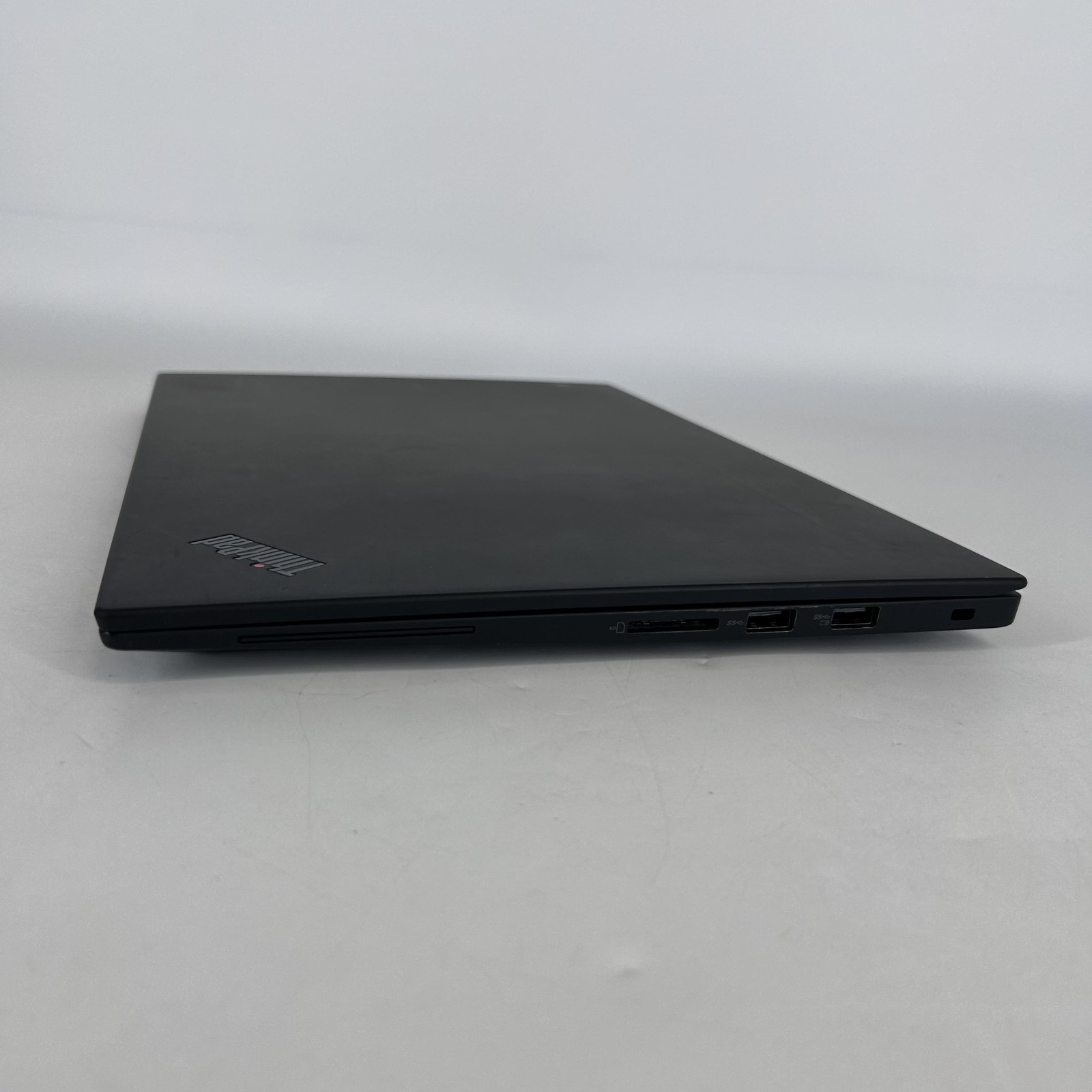 Lenovo ThinkPad X1 Extreme Gen 2 16 FHD i7-9750H 32GB 512GB GTX 1650 USB Port NF