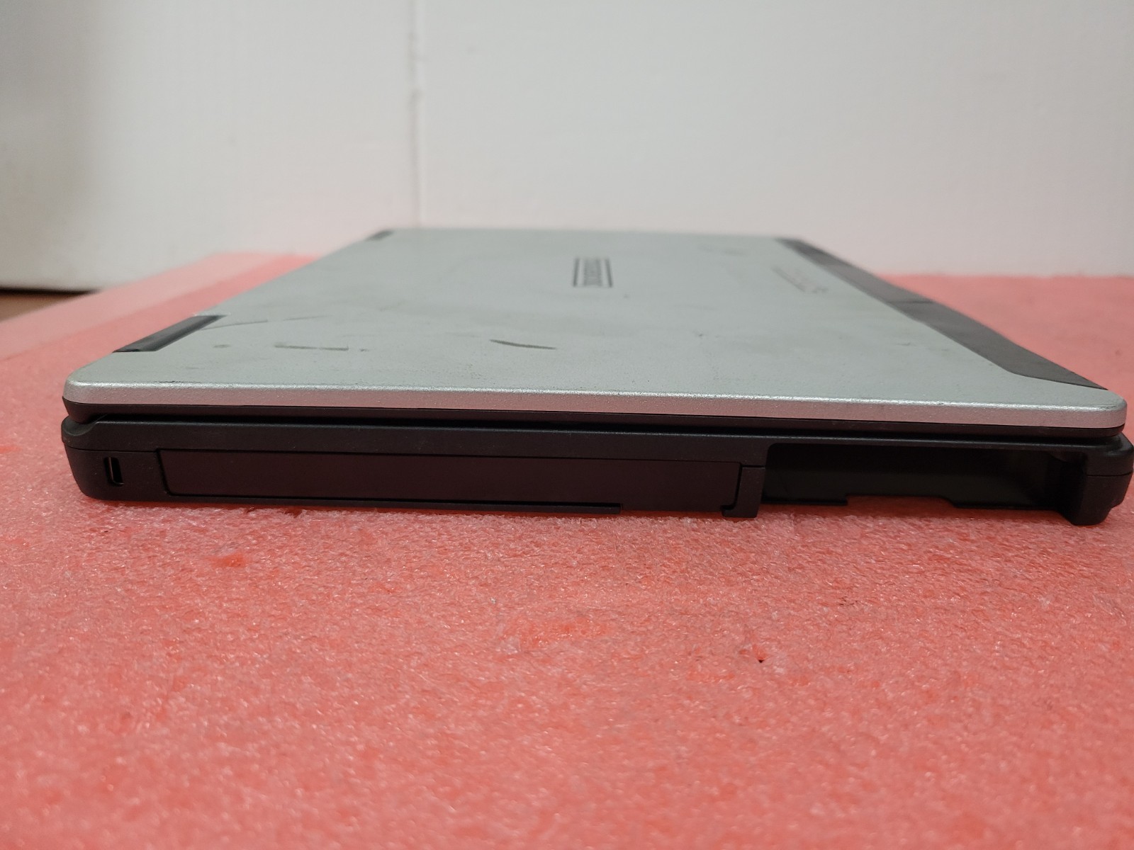 Panasonic ToughBook CF-54 i7-7600U 4GB RAM *NO OS/HDD/BATT* *BIOS/READ* | LP526