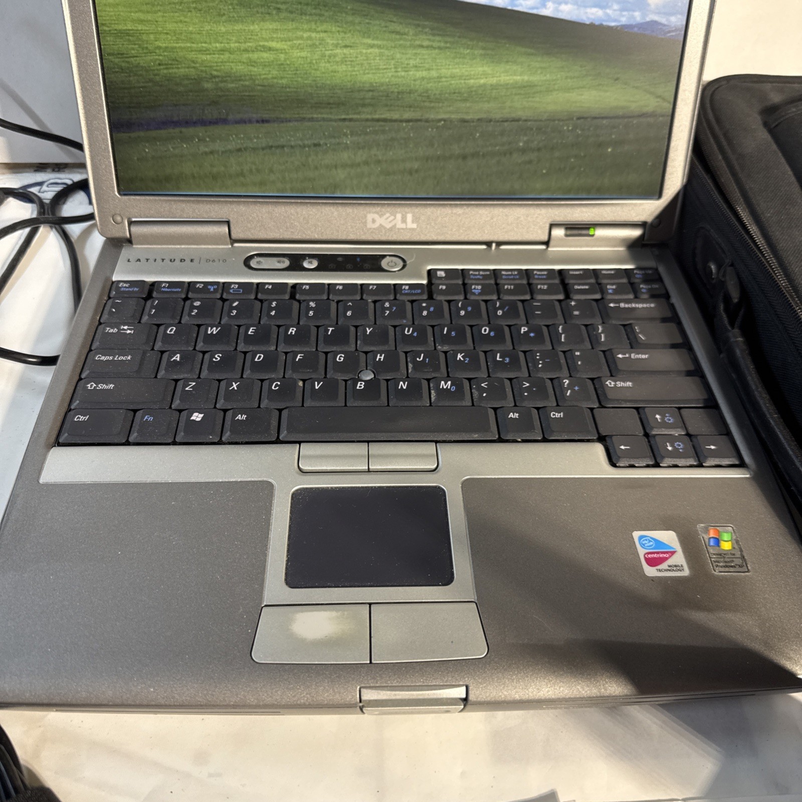 Vintage Dell Latitude D610 Laptop Pentium 1.73GHz 1GB 60GB WinXP Pro SP3 14″
