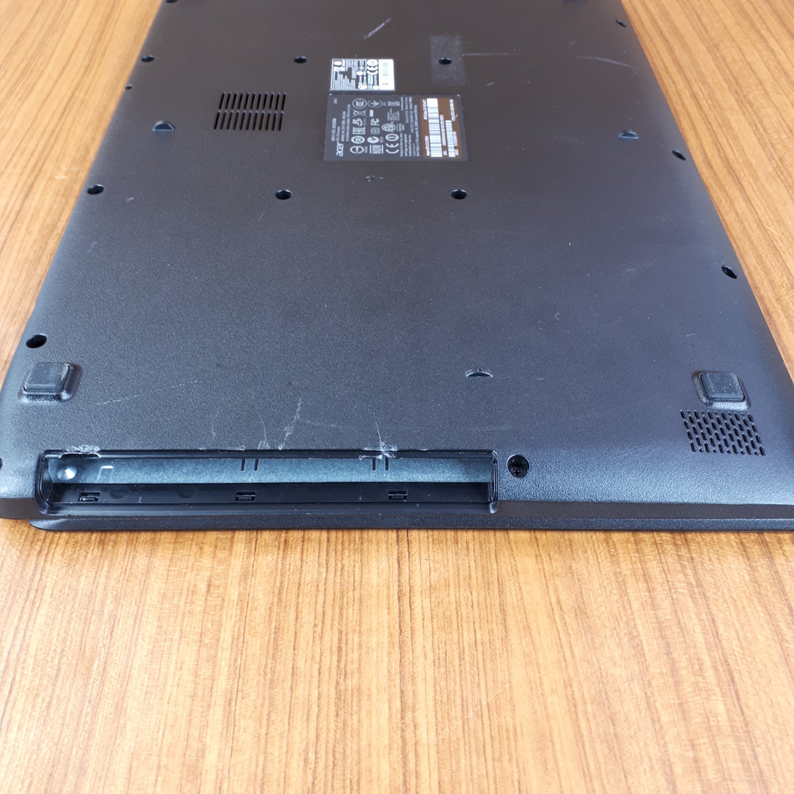 Acer Aspire ES1-512 MS2394 15.6″ Laptop Pentium N3540 8GB 1TB W10H *Read* H3938