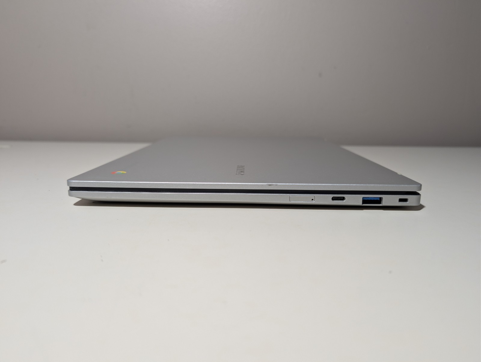 14″ Samsung Galaxy Chromebook | Celeron N4500 4GB RAM 32GB SSD AUE 2028