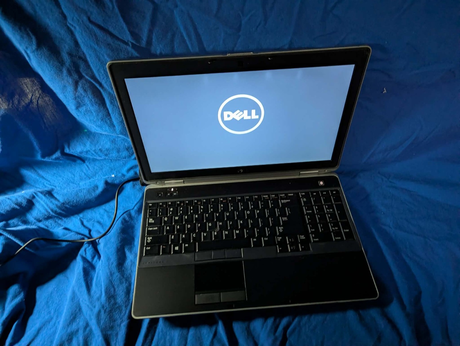 Dell Latitude e6530 Intel Core i5 15.4in. Notebook/Laptop – Old Windows 7 Laptop