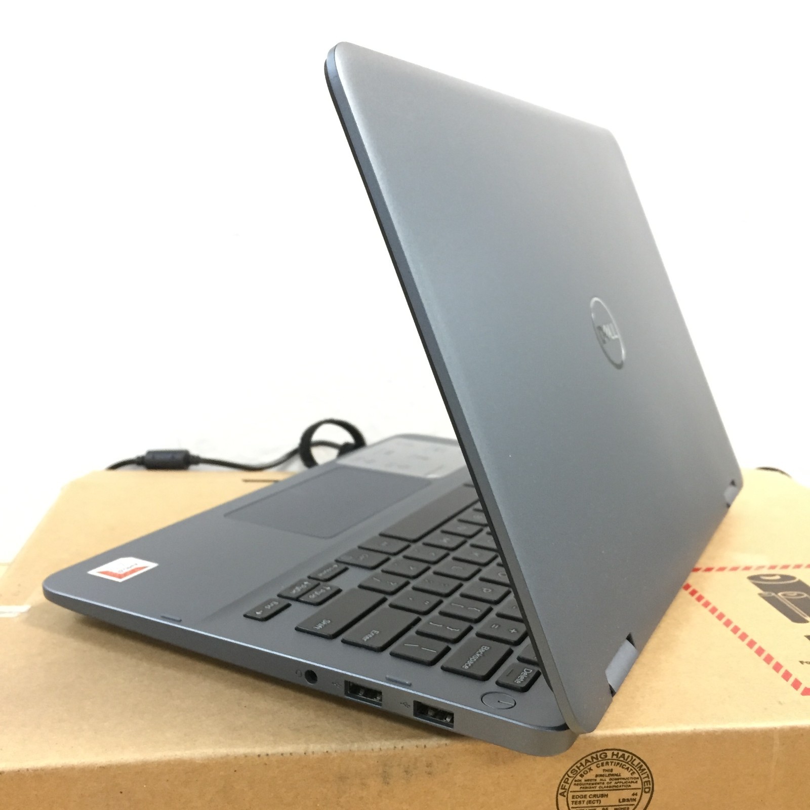 Dell inspiron 3195 11.6″ Touchscreen Laptop/AMD A9-9420e/4GB Ram/128GB eMMC/W10H