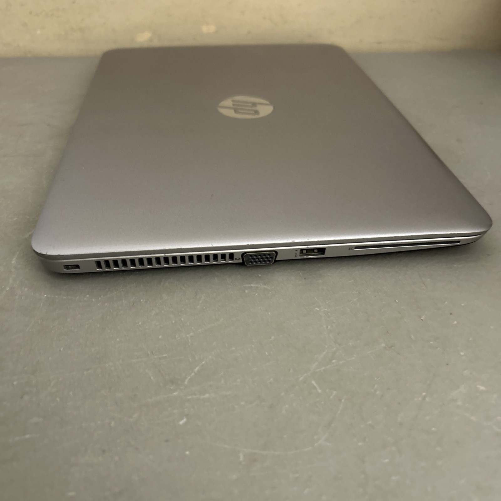 HP EliteBook 840 G4 14″ Core i5 8GB RAM, 256 GB SSD Window 11