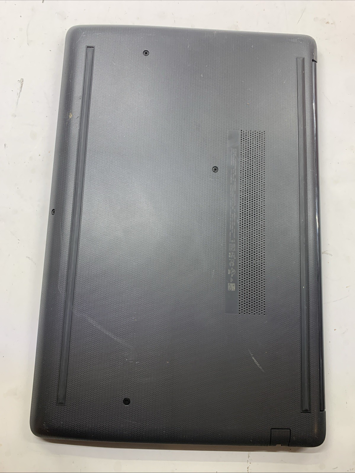 HP 255 G7 15.6″ AMD A4-9125 4GB RAM 500GB Gray Win11