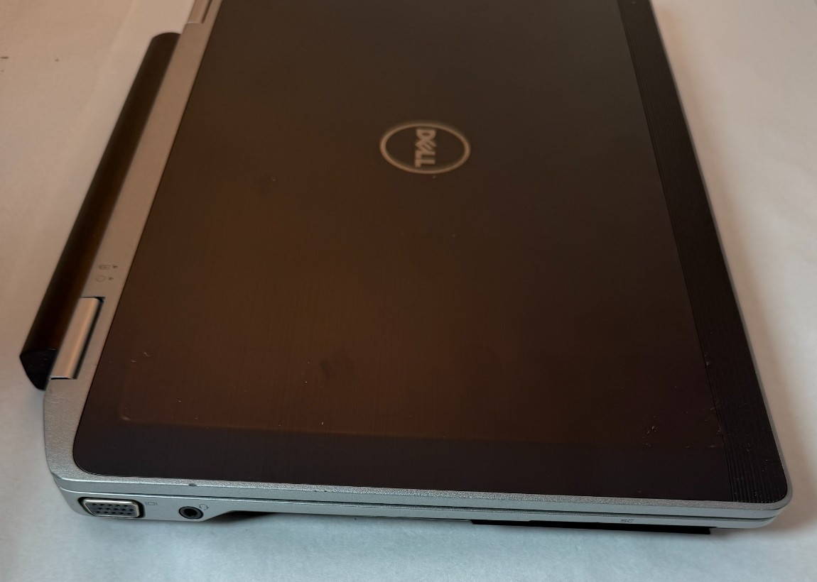 Dell Latitude E6320 i7-2620M 8GB No HDD – As Is