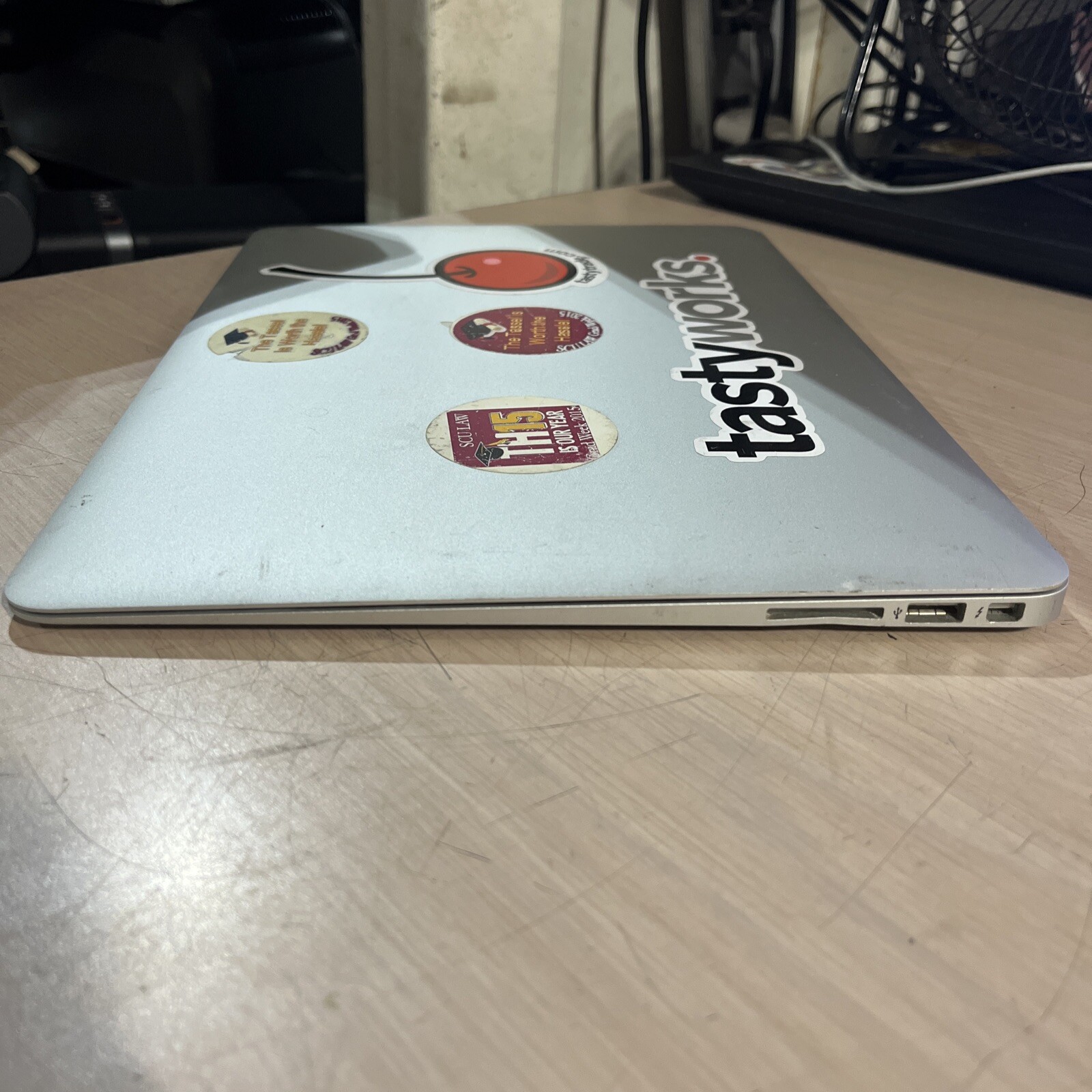 APPLE MACBOOK AIR 13″ 2013 & 2014 CORE I5 4GB RAM NO HD A1466
