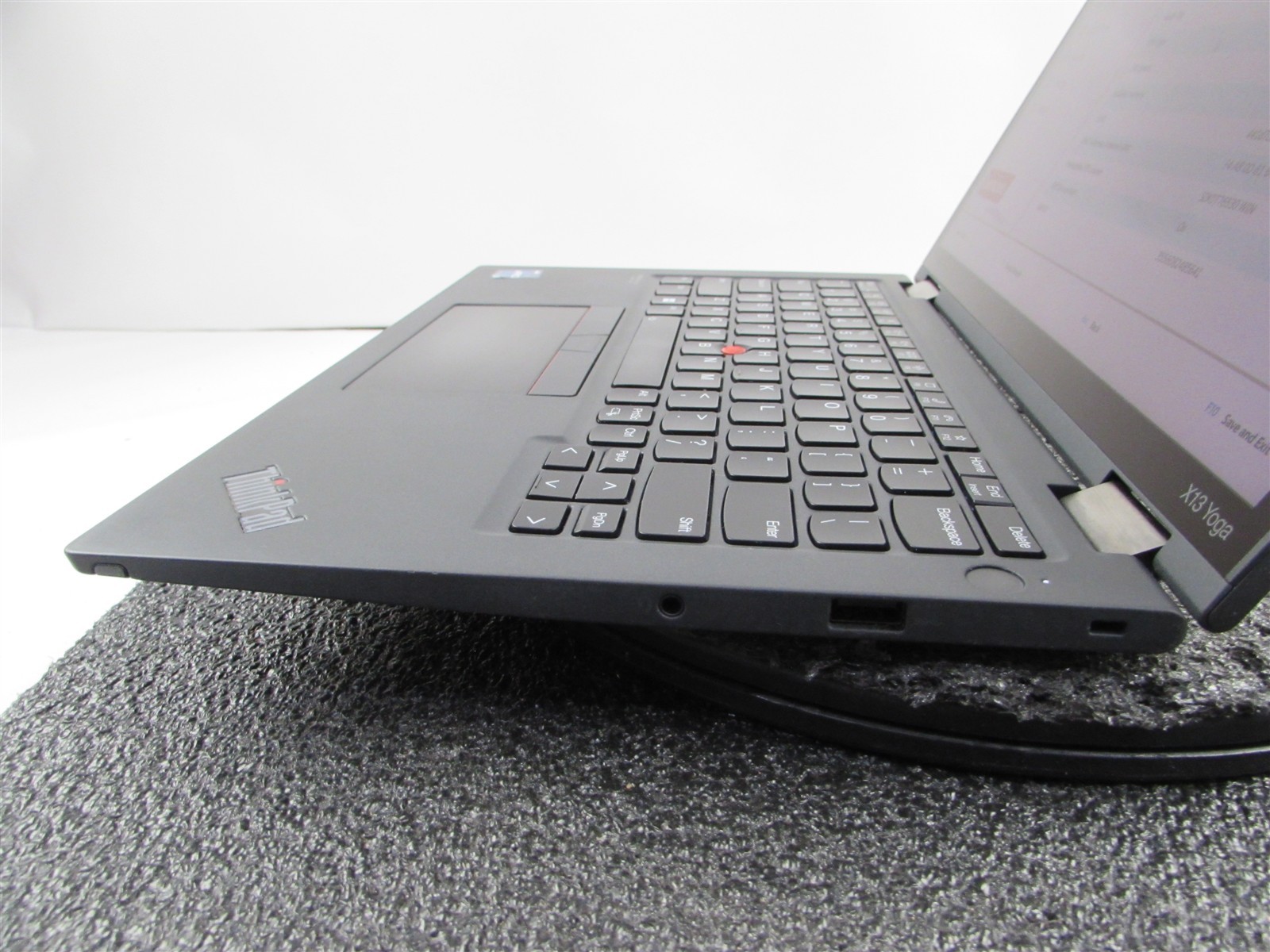LENOVO THINKPAD X13 YOGA (Gen 3) 13.3″ 2-in-1 I5-1245U 256GB SSD 16GB RAM WIN 11