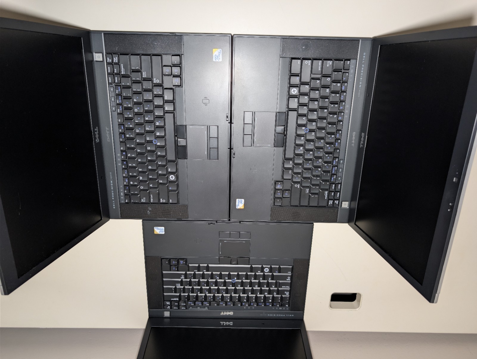 15″ Dell Precision M4400 | C2D 4GB RAM 500GB HDD | DVD-RW NVIDIA Win XP 32-Bit