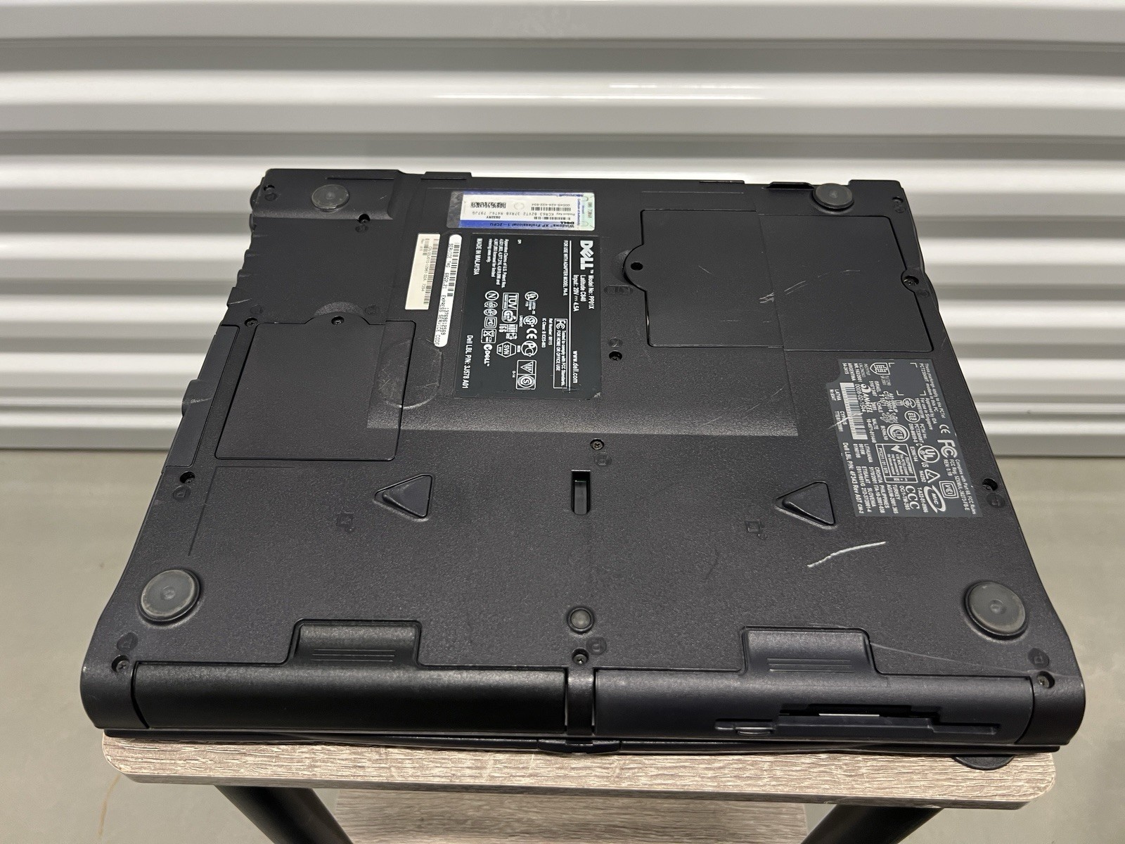 Dell Latitude C840 Laptop Pentium 4 512MB RAM 60GB HD FDD CD WINDOWS 2000 READ