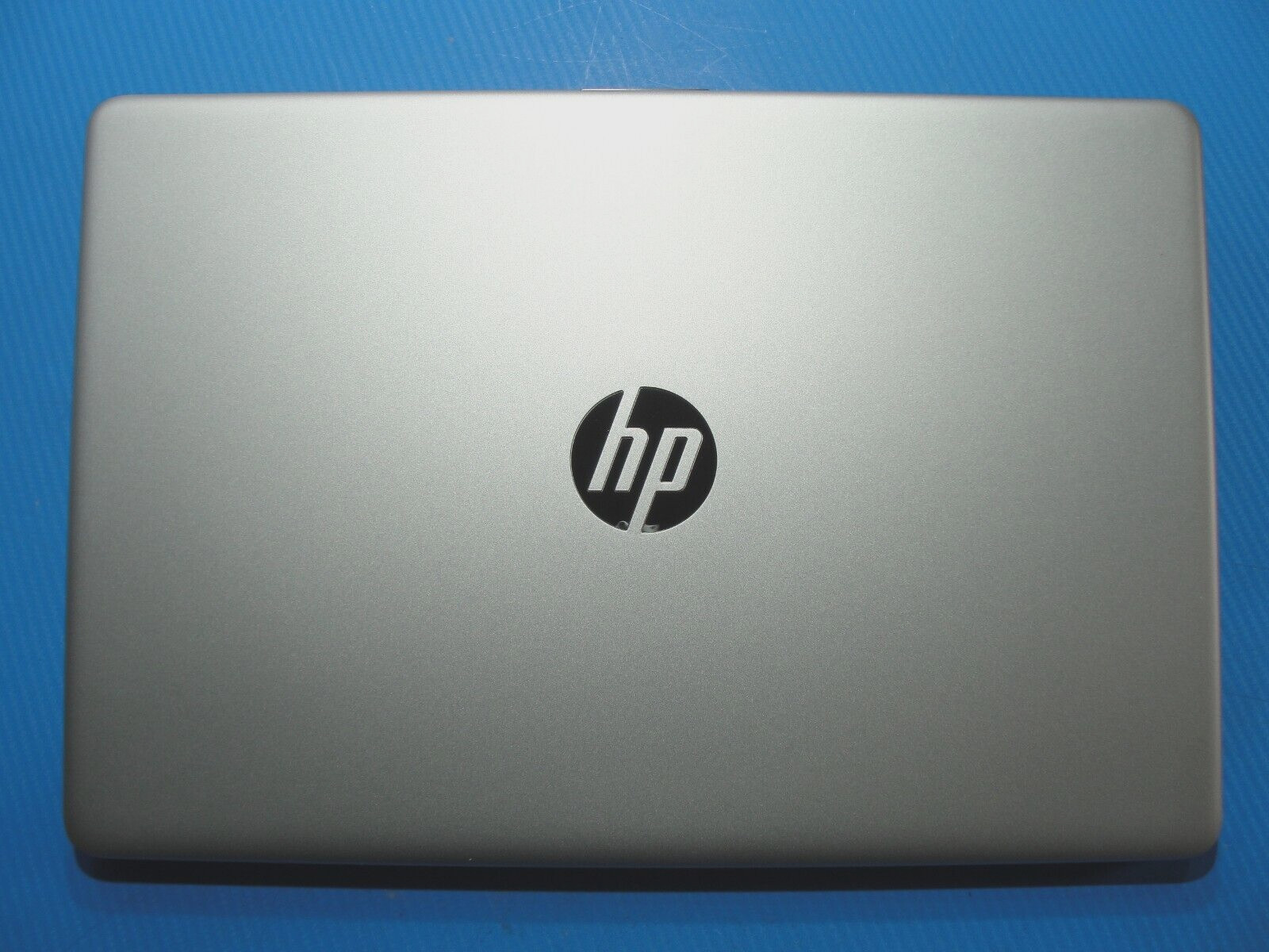 HP 15-EF2033DX 15.6” HD AMD Ryzen 3 5300U 2.6GHz 8GB SSD Reset 256GB- Charger