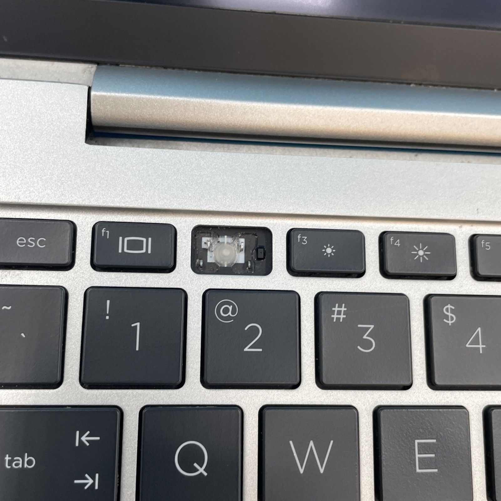 HP EliteBook 840 G11 | Ultra 5 135U | 32GB RAM | 512GB SSD | NO OS | 86%