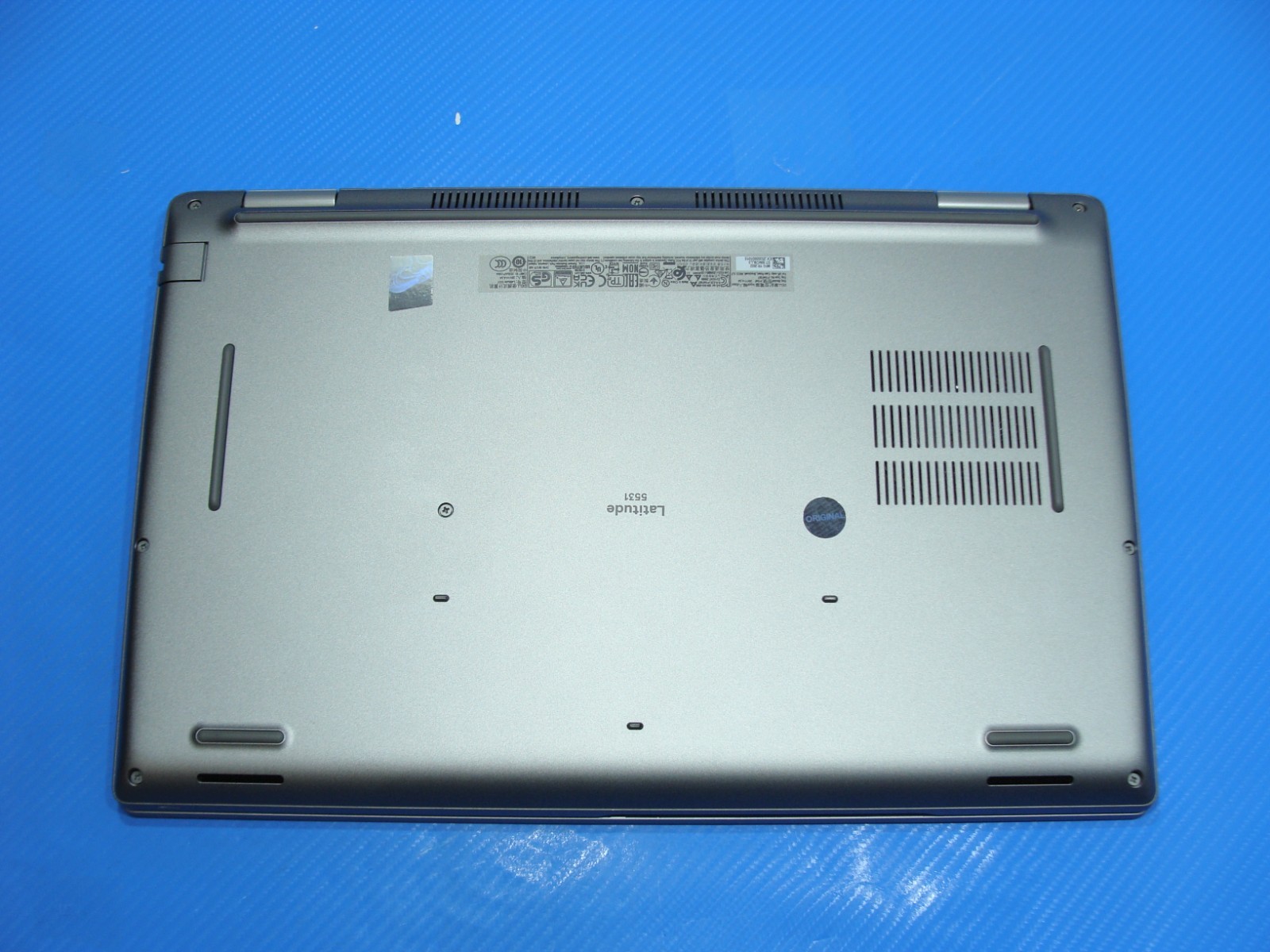 Dell Latitude 5531 15.6″FHD TOUCH i7-12800H max 4.8GB 32GB 512GB SSD EXL Battery