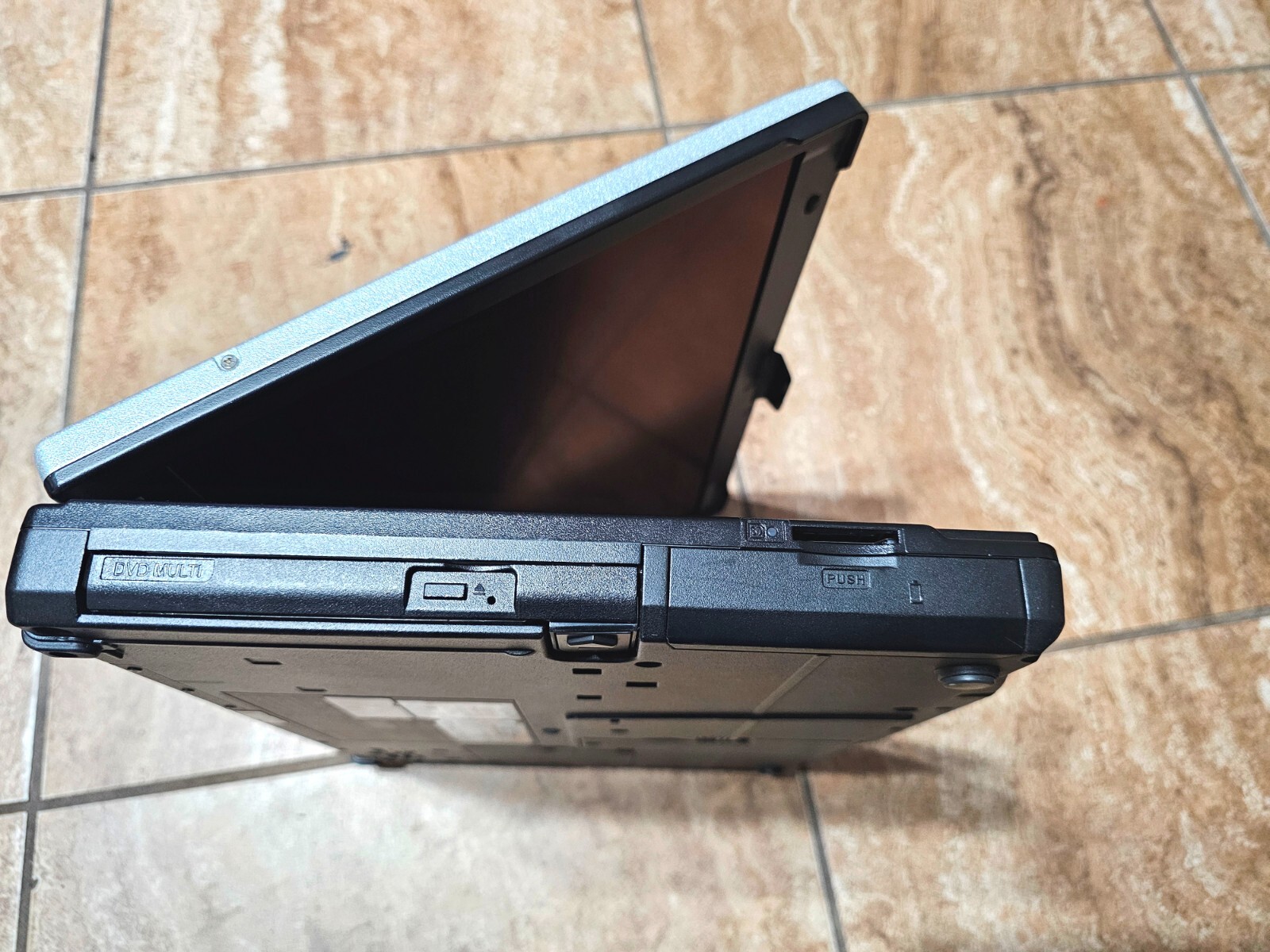Panasonic Toughbook CF-52 MK5 i5-3360M✔️16GB 1TB SSD ✔️WIN7PRO64B ✔️DVD WIFI✔️✔️