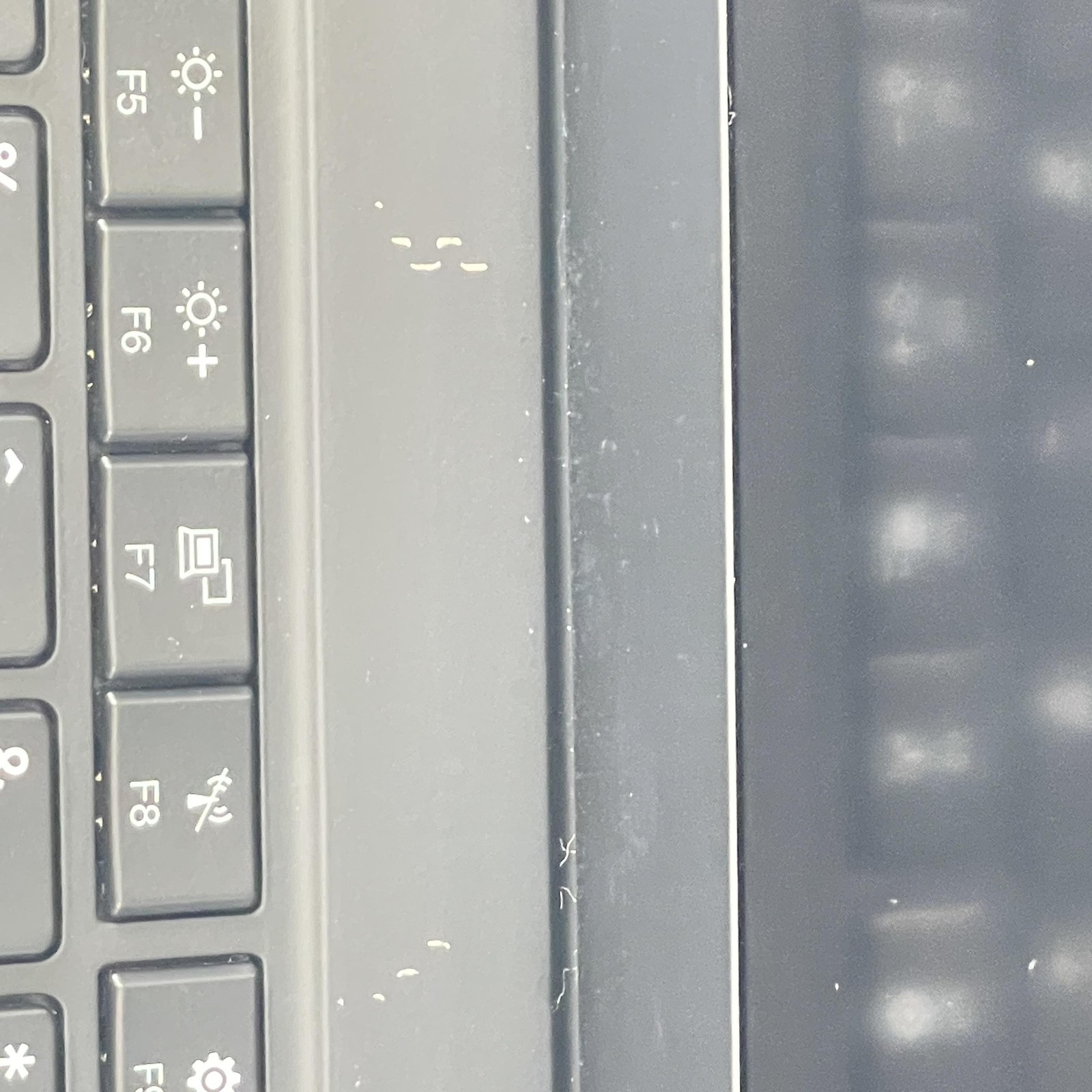 Lenovo ThinkPad X1 Carbon Gen 7 14 FHD TOUCH i7-8565U 16GB 512GB SSD BAD CAMERA