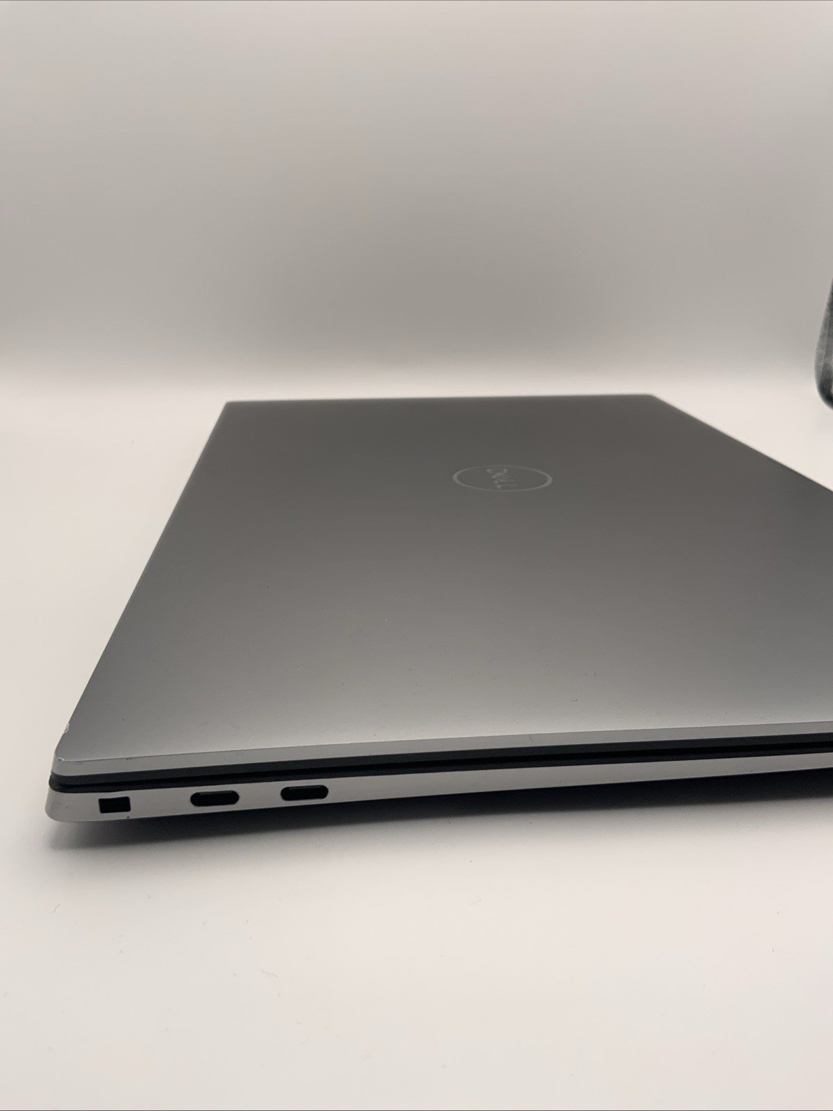Dell Precision 5560 16″ Workstation Intel i5 11th Gen, 8GB/256GB, RTX T1200