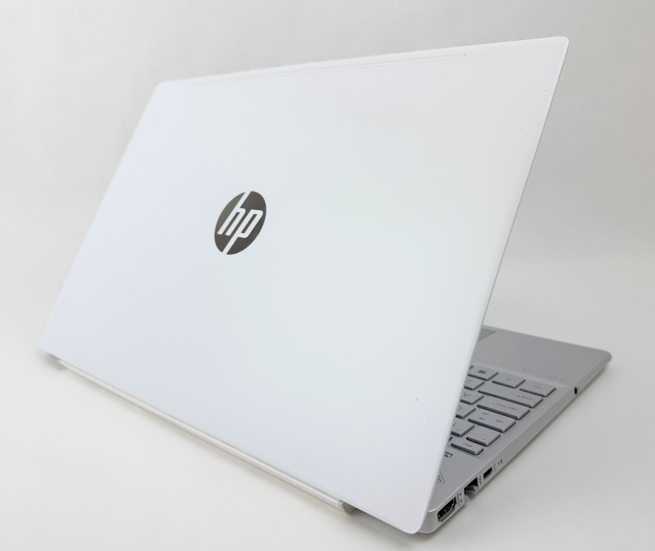 HP Pavilion 15t-cs200 CTO 15.6″ HD Touch i7-8565G 8GB 1TB HDD W11H