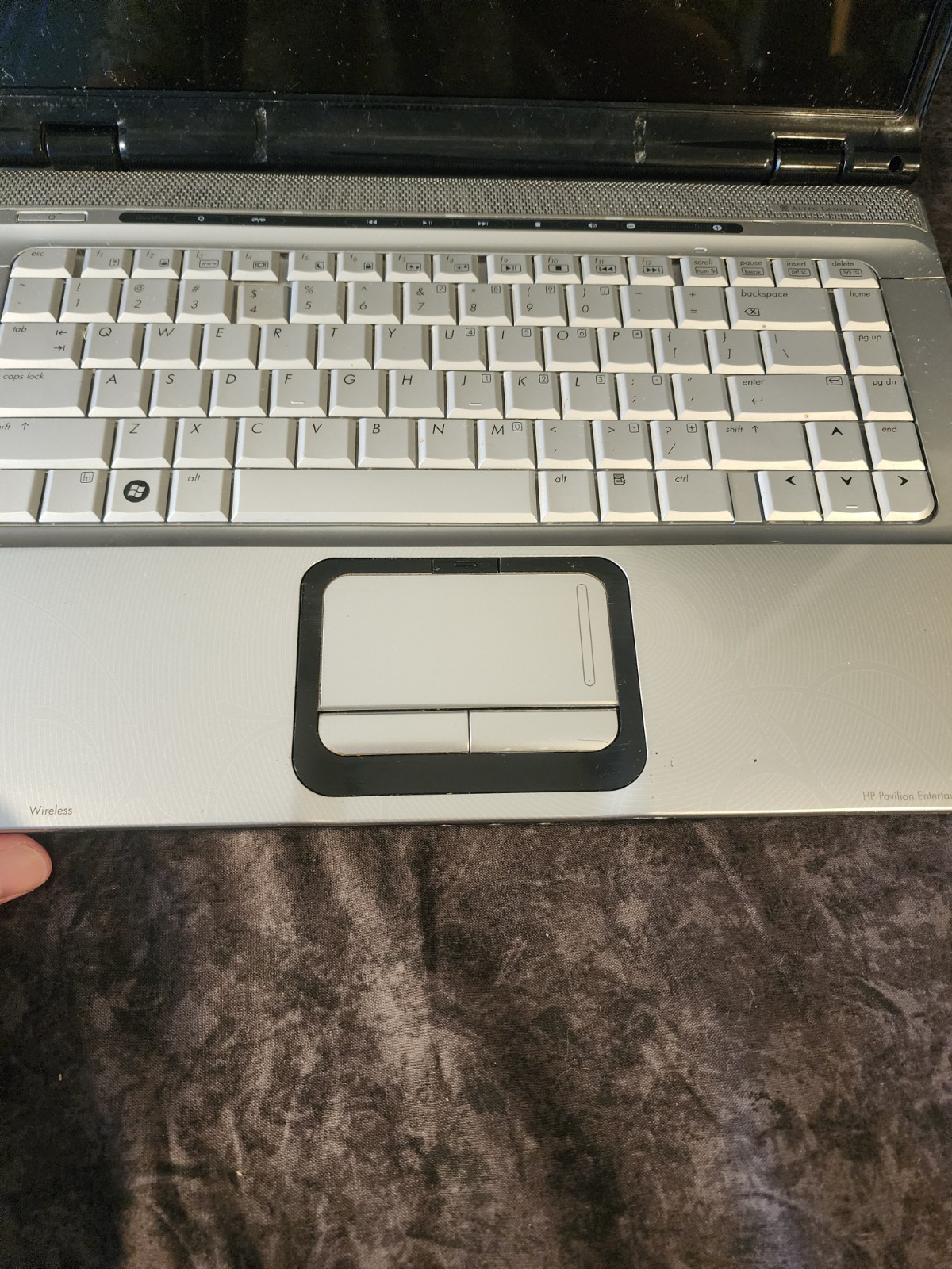 HP Pavilion Entertainment PC Dv6-1355dx Laptop. Untested. As Is For Parts