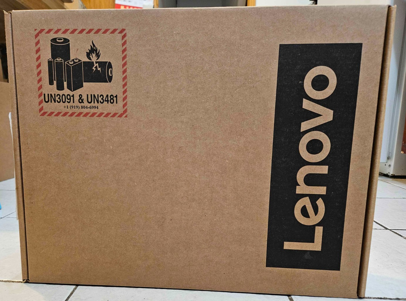 Lenovo ThinkPad P14s Gen 4 14″ Ryzen 7 Pro 7840U 16GB 512GB SSD Workstation