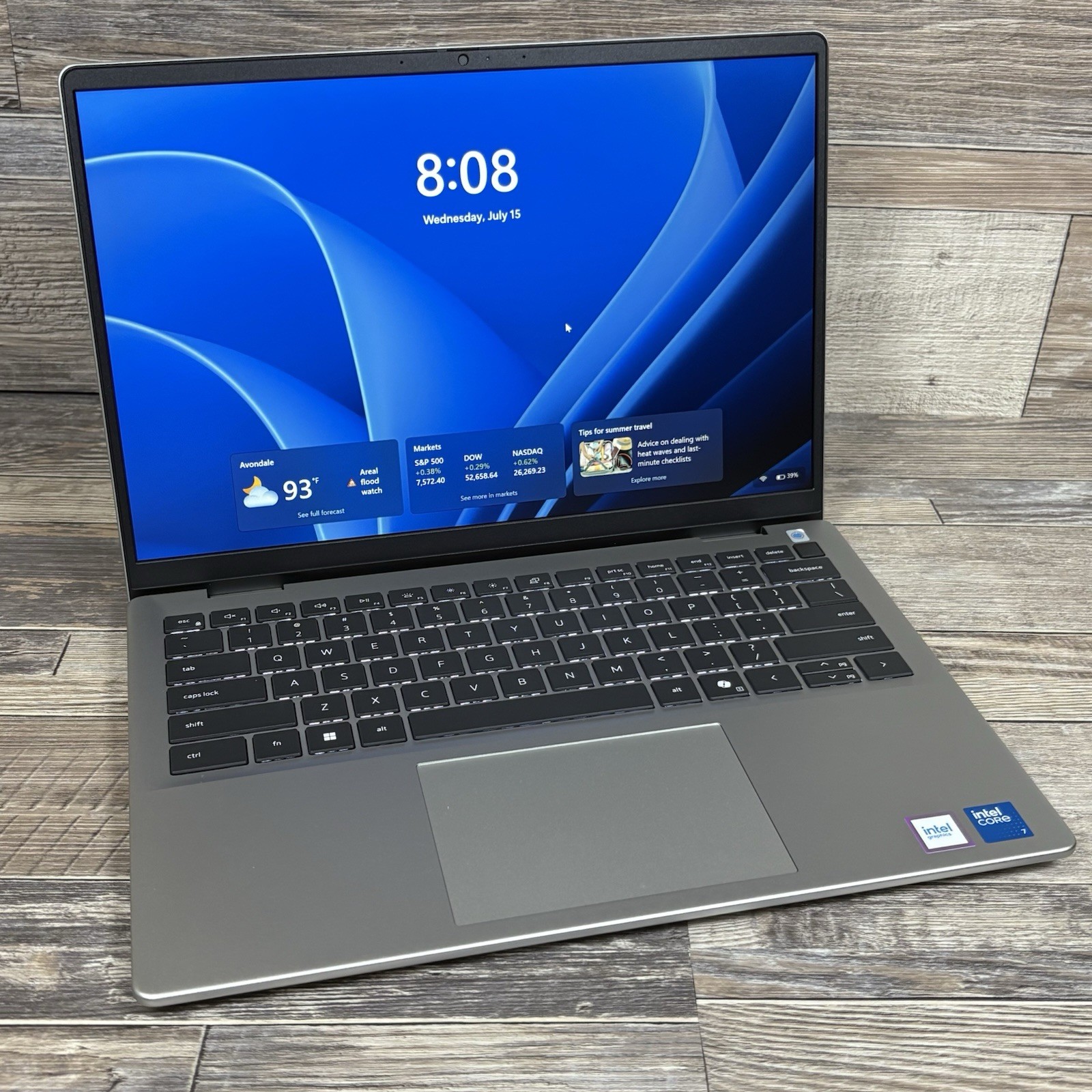 Dell 14 DC14250 14″ Core 7 150U 1.8GHz 16GB RAM 1TB SSD Open Box