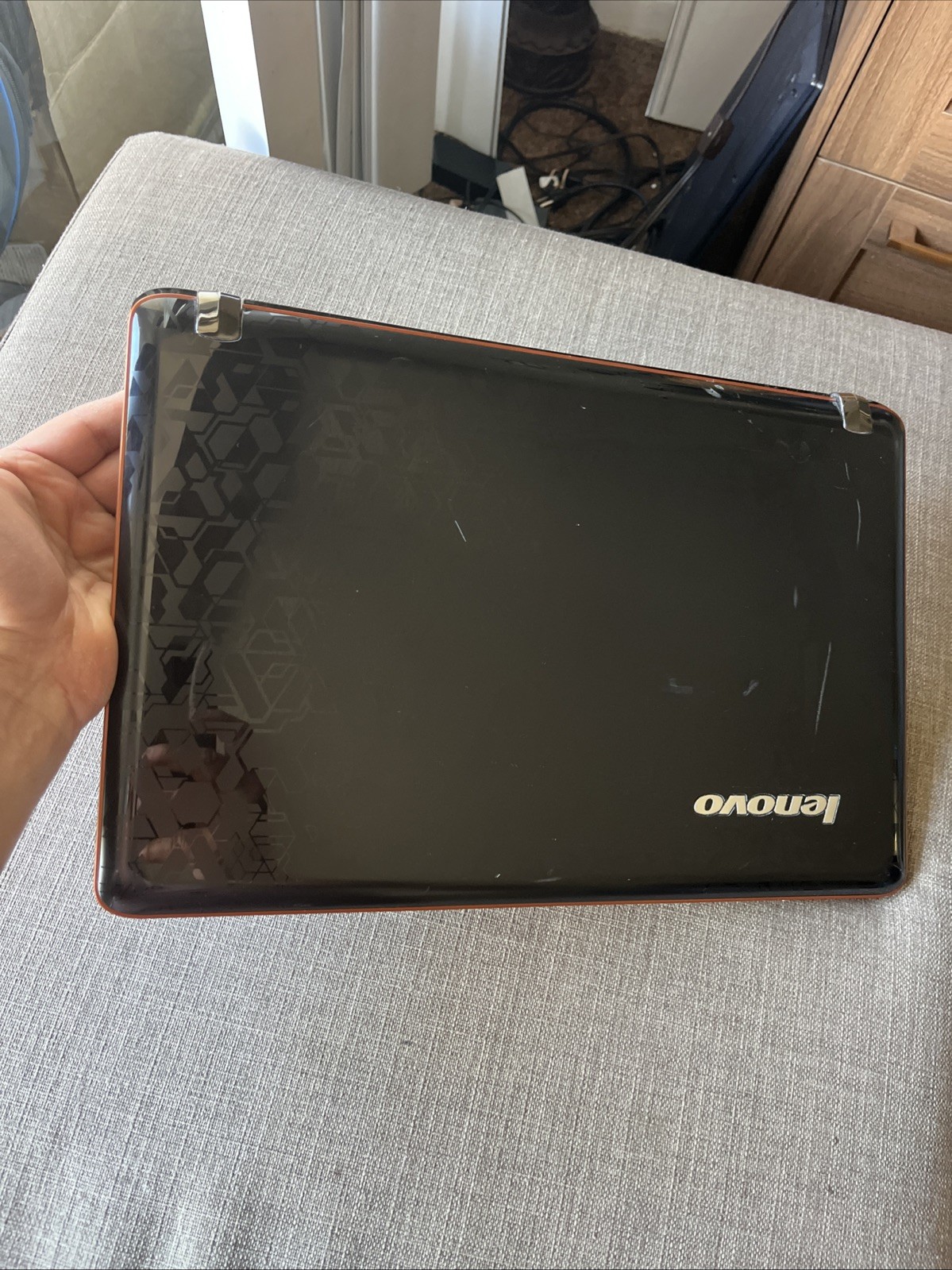 Lenovo Y550 CPU Pentium Dual Core 2GHz 4GB RAM Parts Or Repair AS IS (READ)