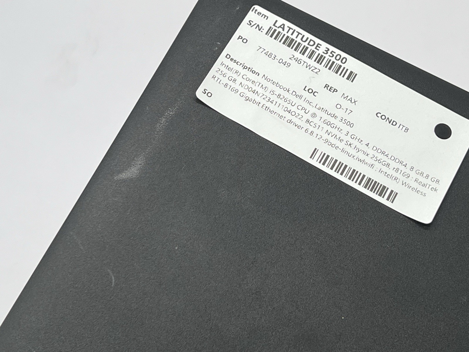 Dell Latitude 3500, i5-8265U, @ 1.60GHz, 16GB RAM, 256GB NVMe-No OS/Charger
