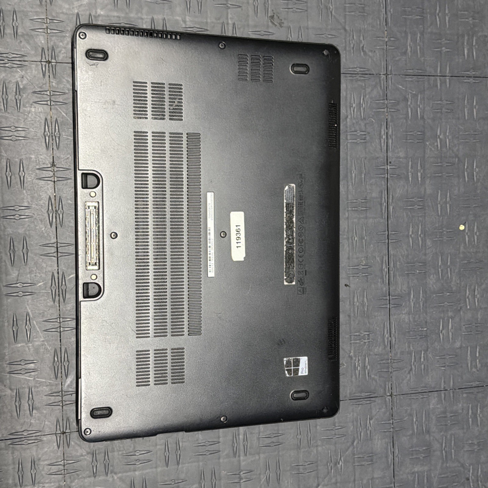 Touch screen DELL LATITUDE E7470 INTEL CORE I7 | No Hard drive | No Ram |NoPower