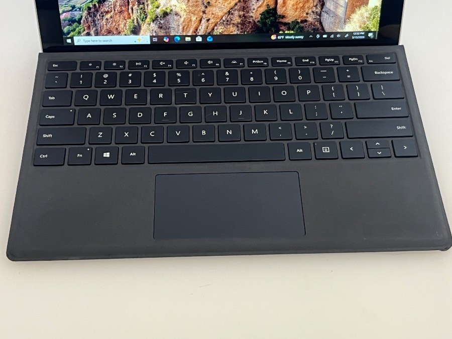 Microsoft Surface Pro 3 1631 i7-4650U@1.70GHz 8GB 512GB SSD W10P w/Charger