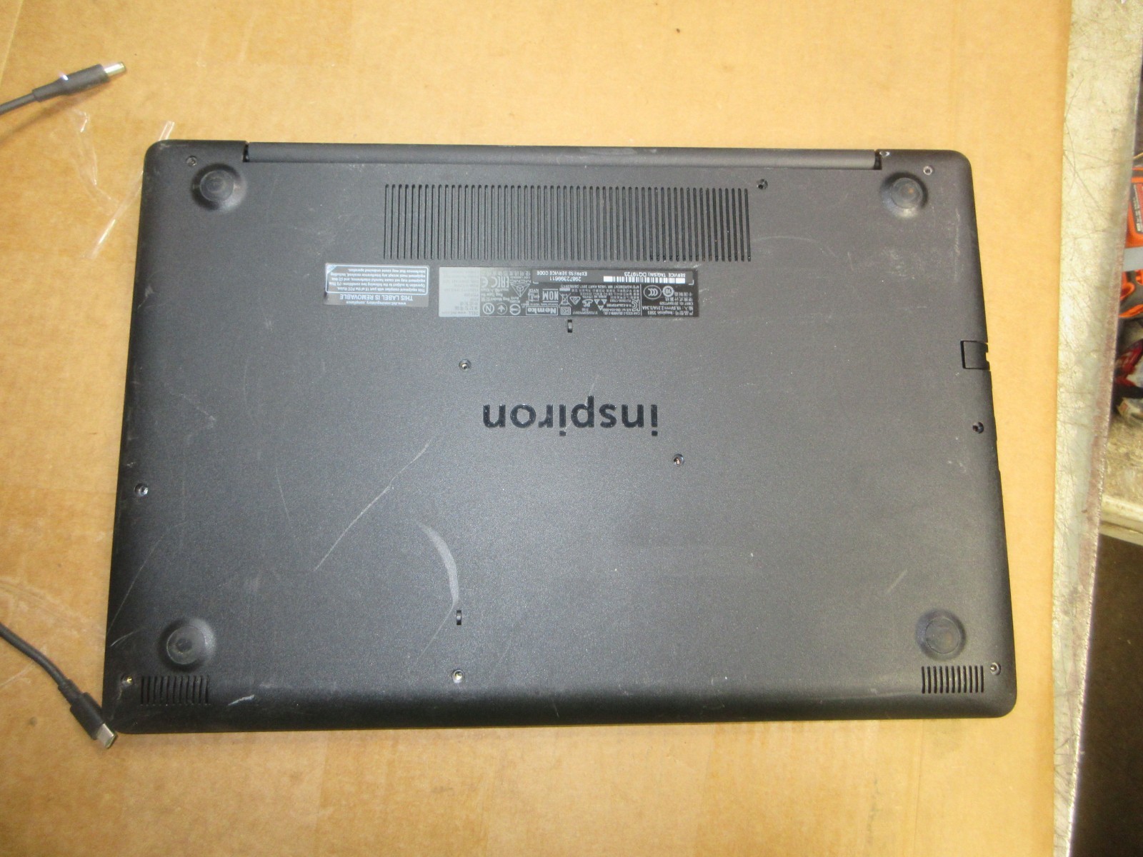 DELL INSPIRON 3585 15.6″ LAPTOP AMD RYZEN 3 WIFI BATTERY – PARTS OR REBUILD