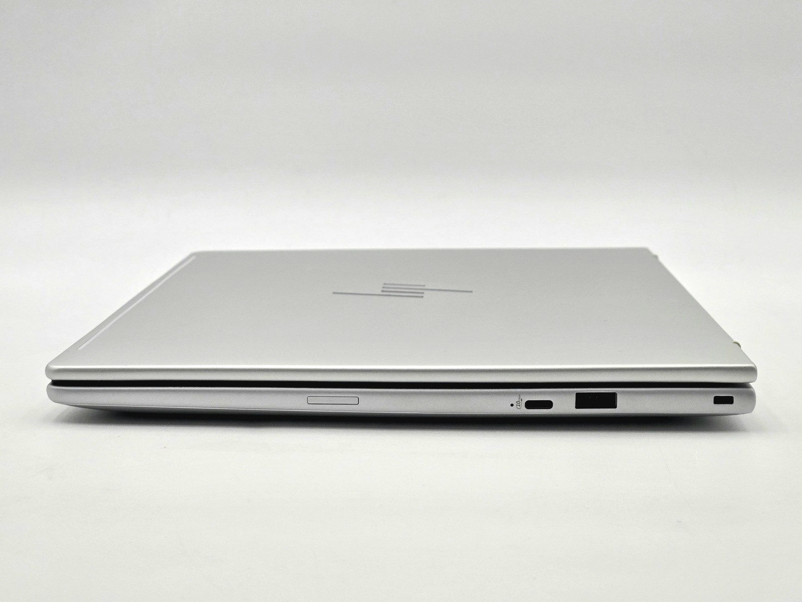 HP EliteBook 8 G1i 14″ FHD+ ULTRA 5 235U 512GB 16GB W11P Backlit FPR Warranty