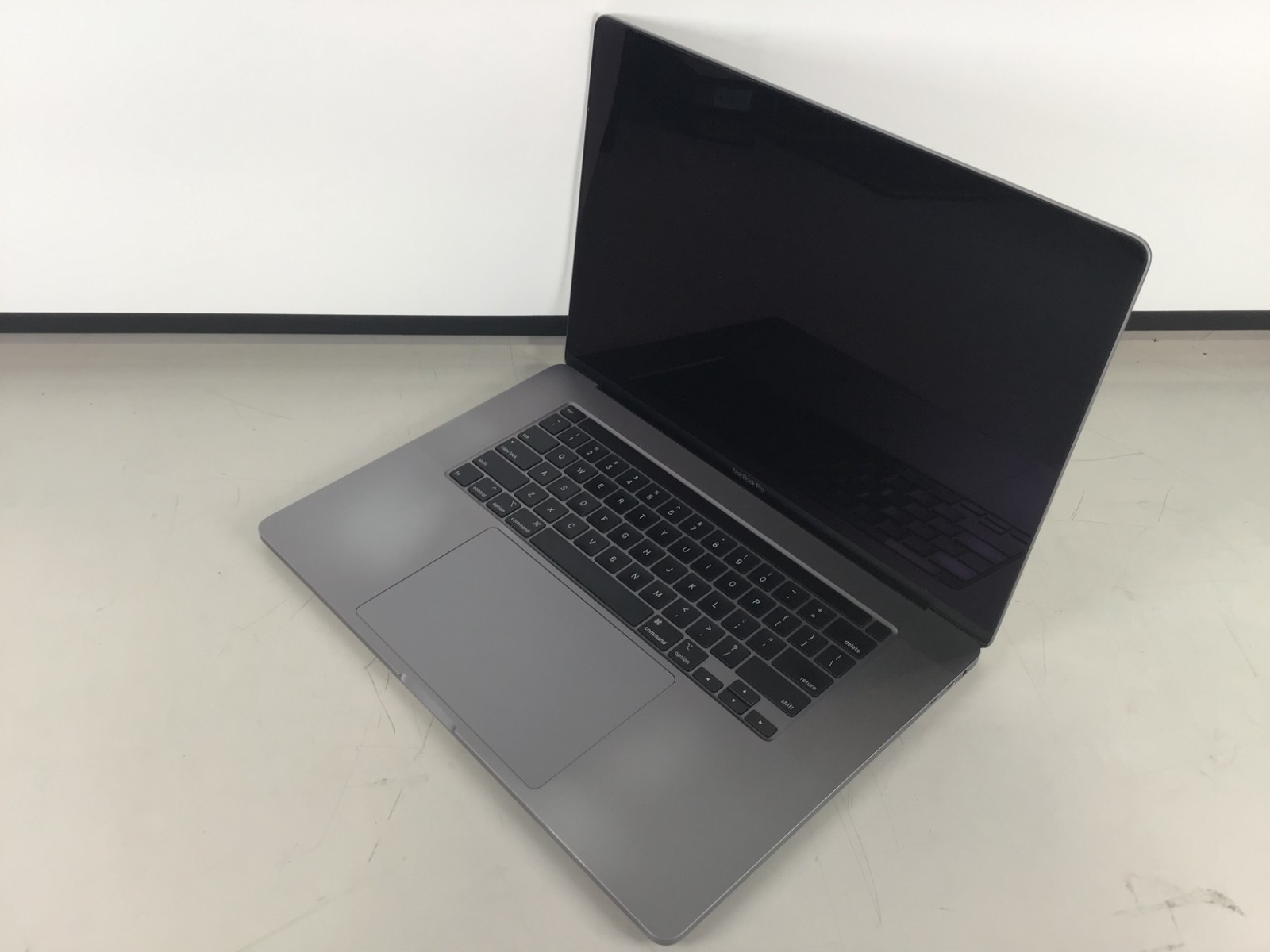 Lot of 2 Apple MacBook Pro 16″ A2141 i7-9750H 2.6GHz 16GB RAM 500B NVMe Gray~ II