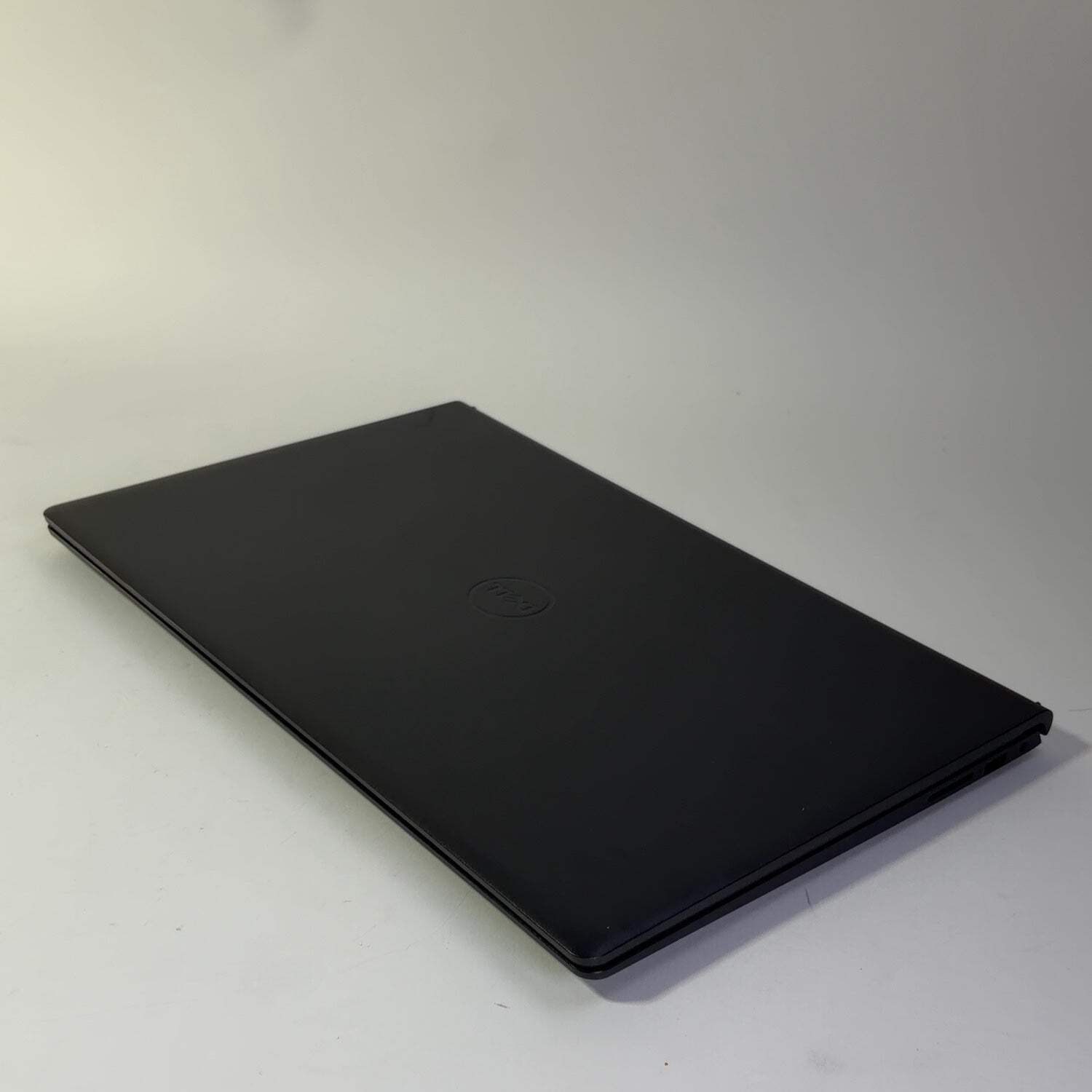 Dell Inspiron 3520 15.6″ Pentium Silver N5030 1.1GHz SSD