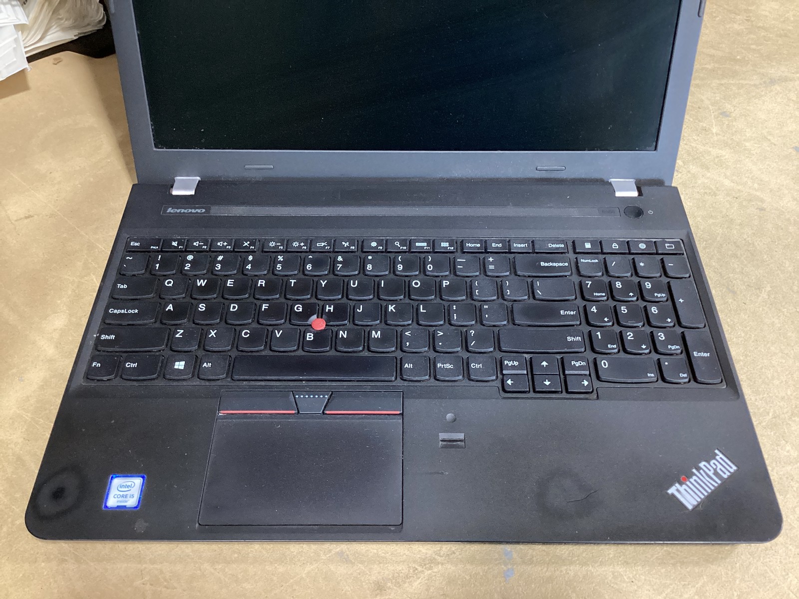 Lenovo ThinkPad E560 15.6″ Laptop i5-6200U 2.3GHz | 8GB | 500GB No OS/AC As Is