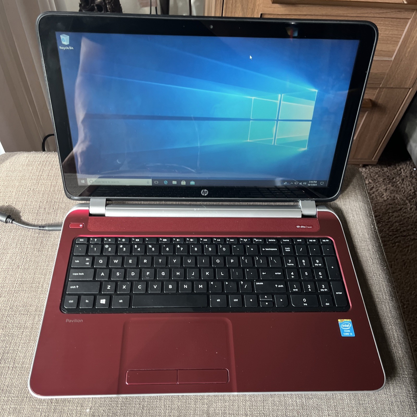HP Pavilion 15 Notebook PC 15 i3 – 4005U 1.70ghz 12GB Ram 1TB Touchscreen (READ)