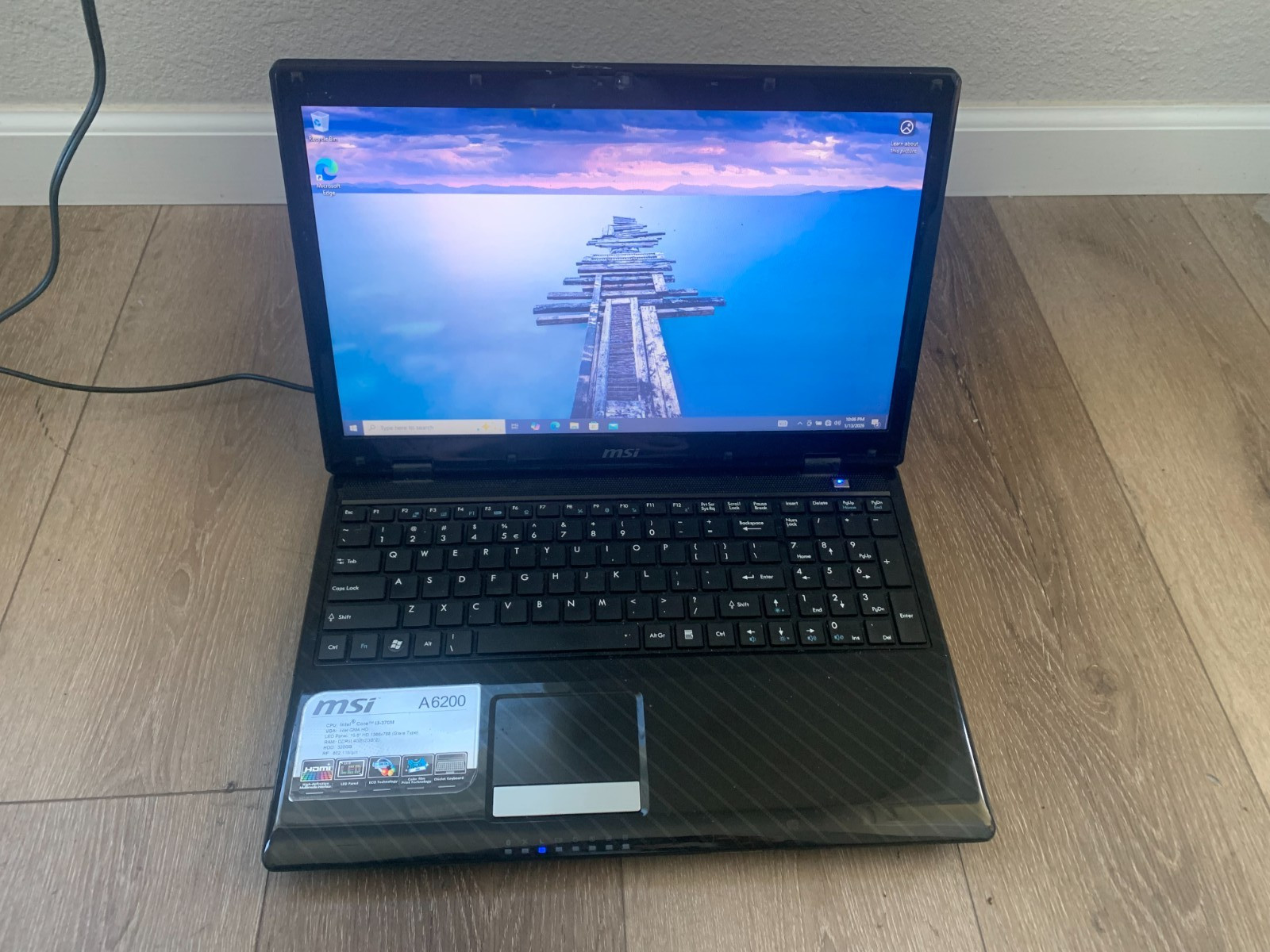 MIS A6200 MS-1681 15.6” Intel Core i3 M370 2.40GHz 4GB RAM 320GB HDD Win 10 Pro