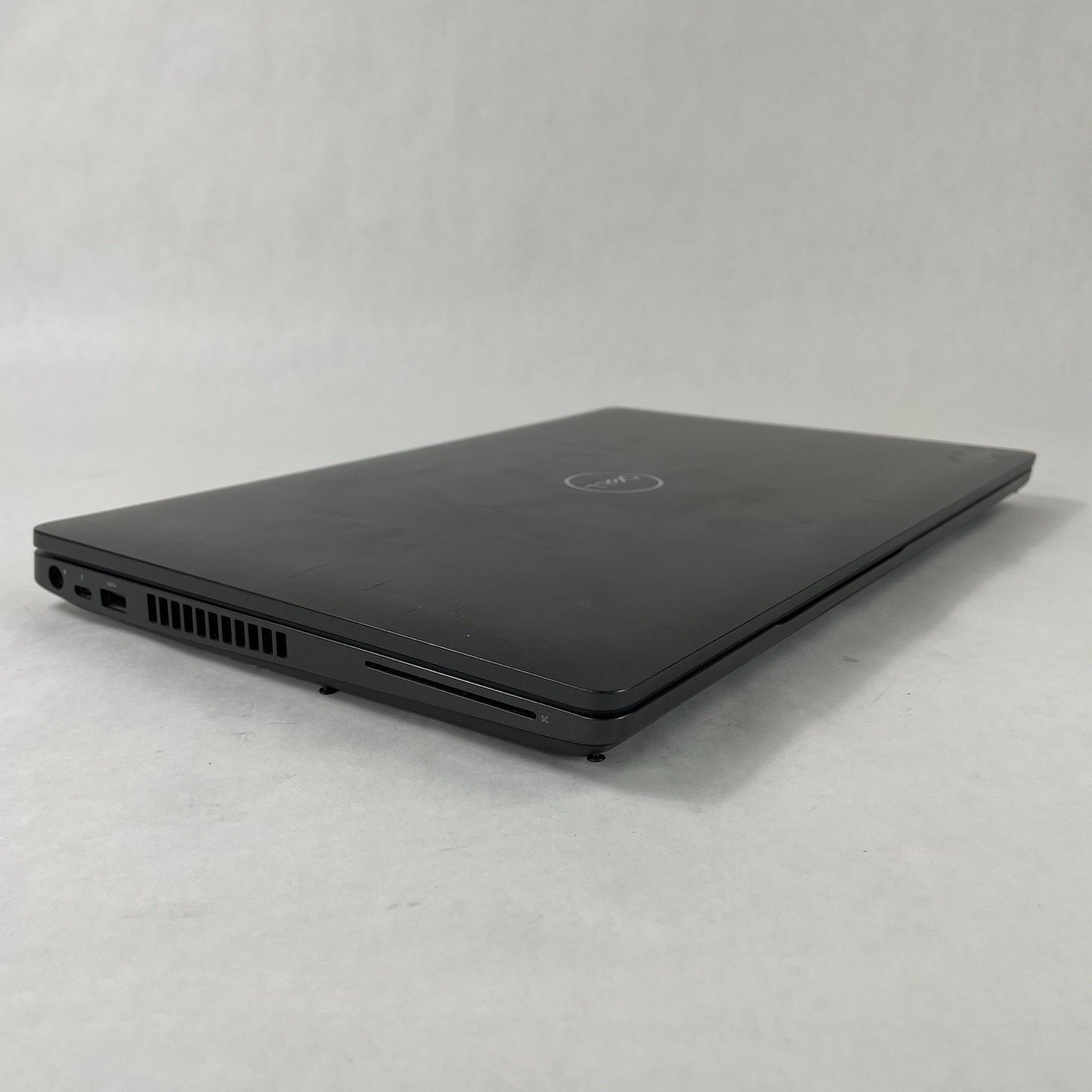 Dell Latitude 5410 15.6″ i7-9850H 2.60 GHz 8 GB RAM No SSD/OS/AC