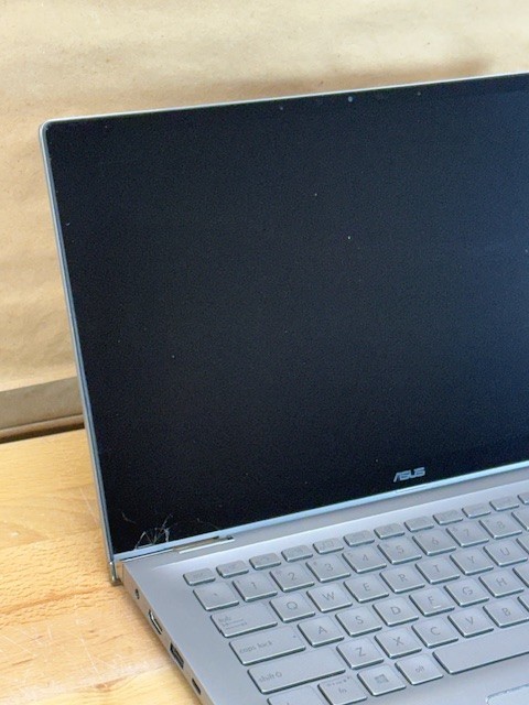 ASUS Q406D 14” Touch 2-in-1 Laptop Ryzen 5 3500U 8GB 256GB SSD