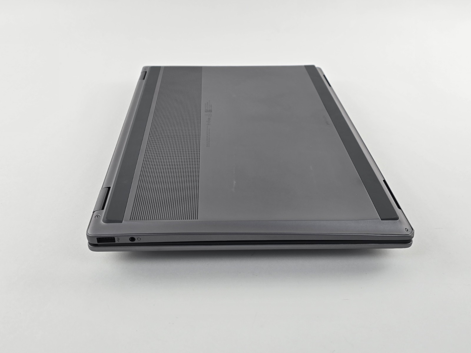HP OmniBook X Flip 16″ Touch (AMD Ryzen 5 220, 8GB RAM, 512GB SSD) Used – READ