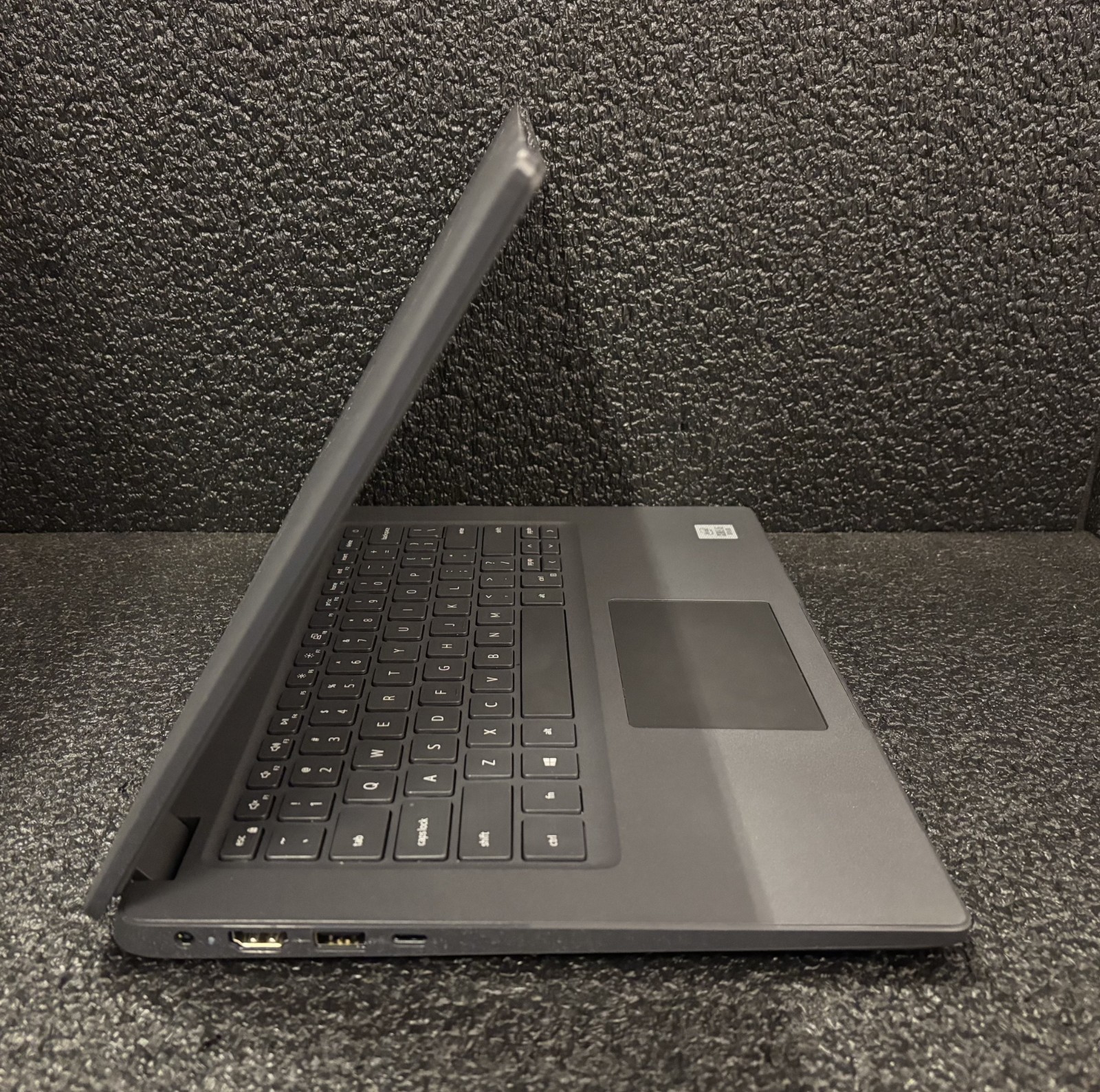 Dell Latitude 3410 14″ Laptop i5-10210U | 1.60GHz | 8GB | 256GB | W11P